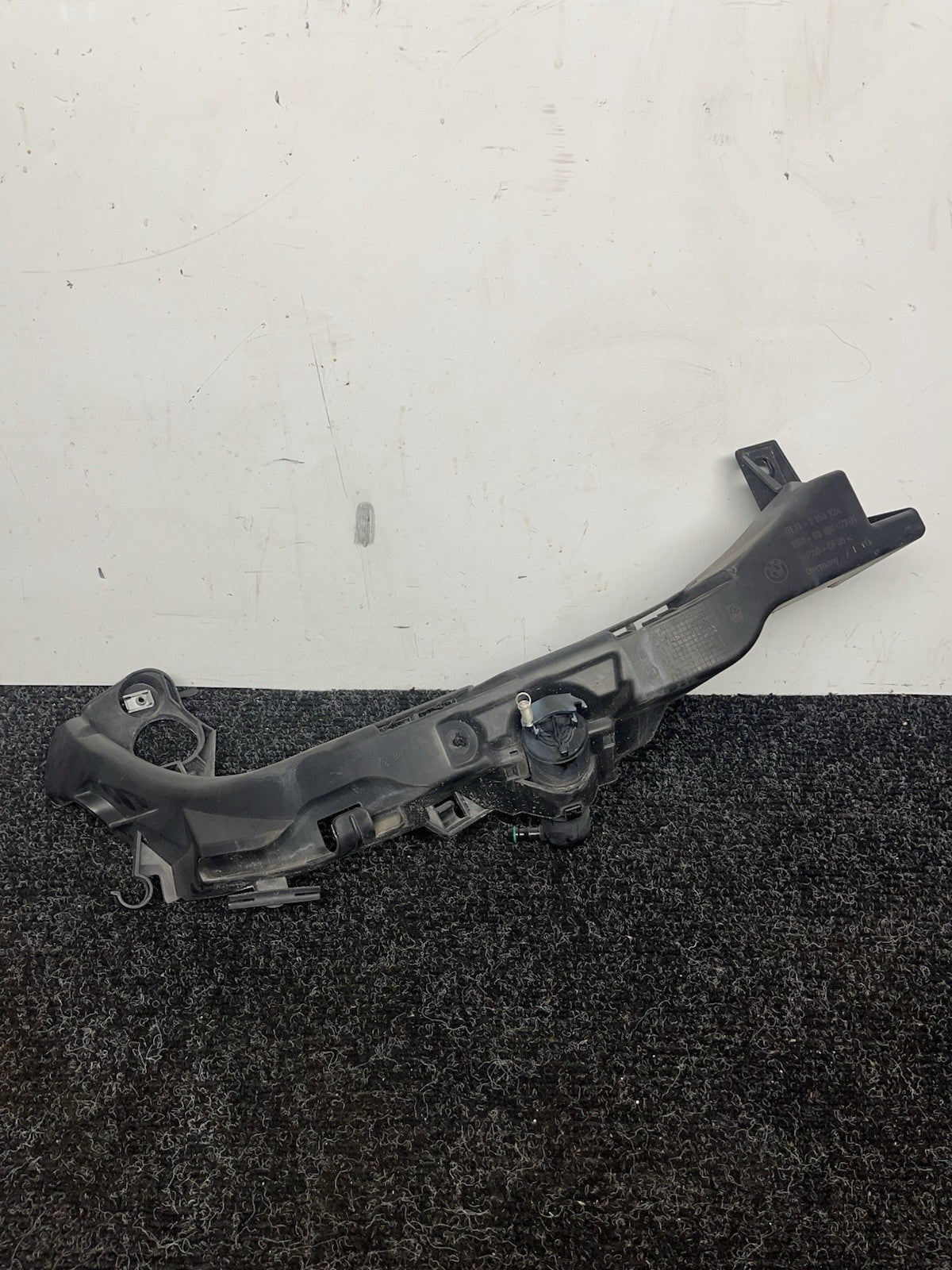 ☑️ 07-10 BMW E92/3 335 PreLci Front Right Passenger Headlight Arm Bracket Mount