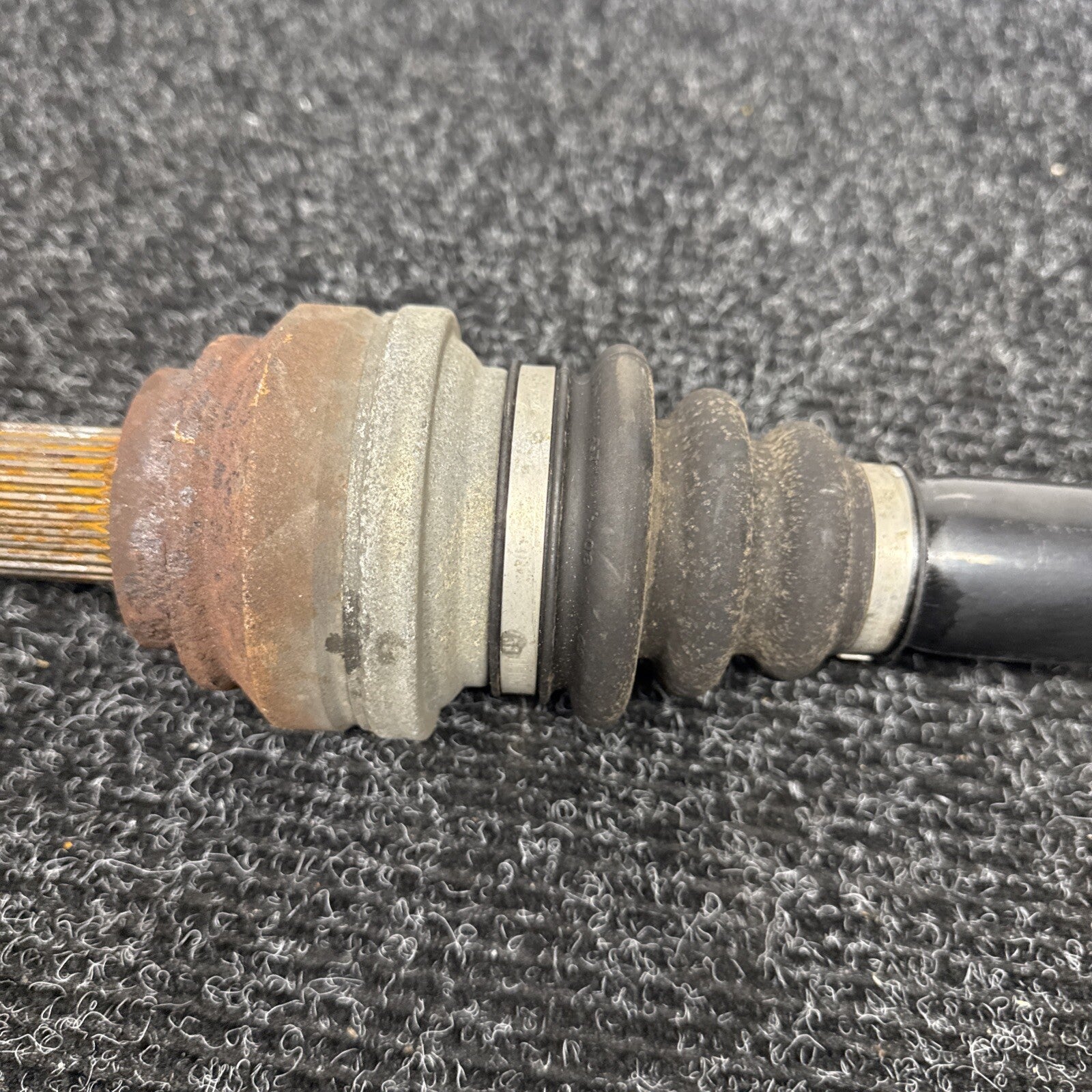 ☑️ 07-13 OEM BMW E82 E90 E93 RWD AT Rear Right Axle Output Half Shaft Assembly