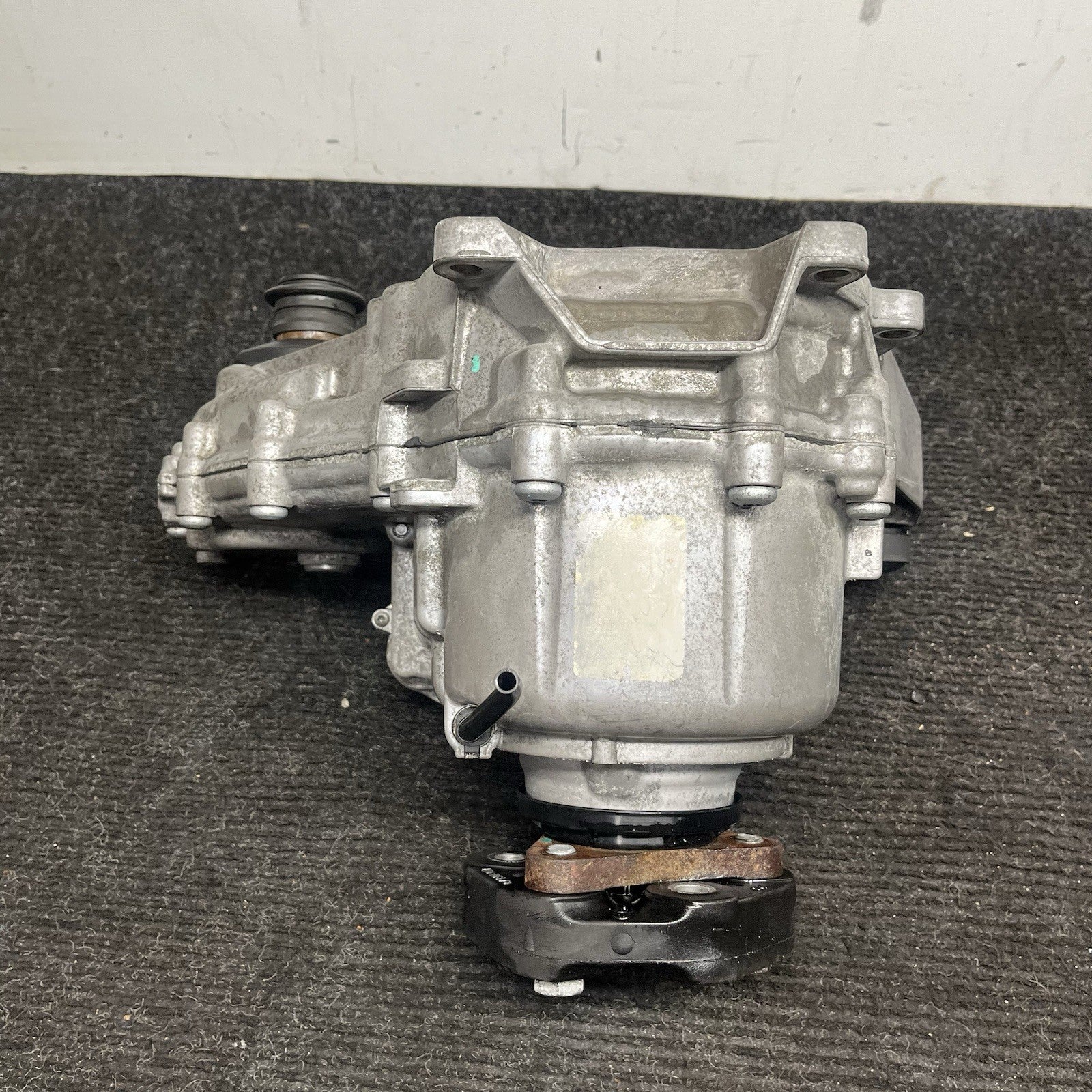 ☑️ BMW 2011-2013 E70 E71 X5 X6 TRANSFER CASE CARRIER ATC45L ASSEMBLY OEM 7643758