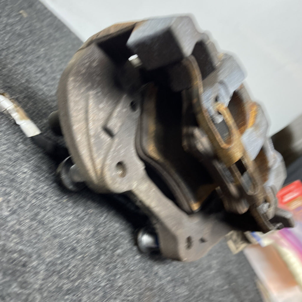 07-10 MERCEDES ML 350 W164 FRONT RIGHT LEFT BRAKE CALIPER ASSEMBLY 65652401 120K