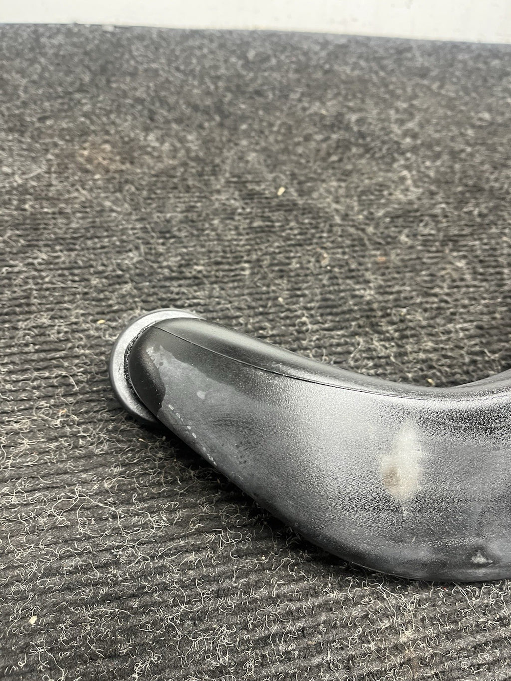 ☑️ 07-10 BMW E82 E88 E92 E93 E90 135 335 Rear Engine Air Duct Inlet 7556550