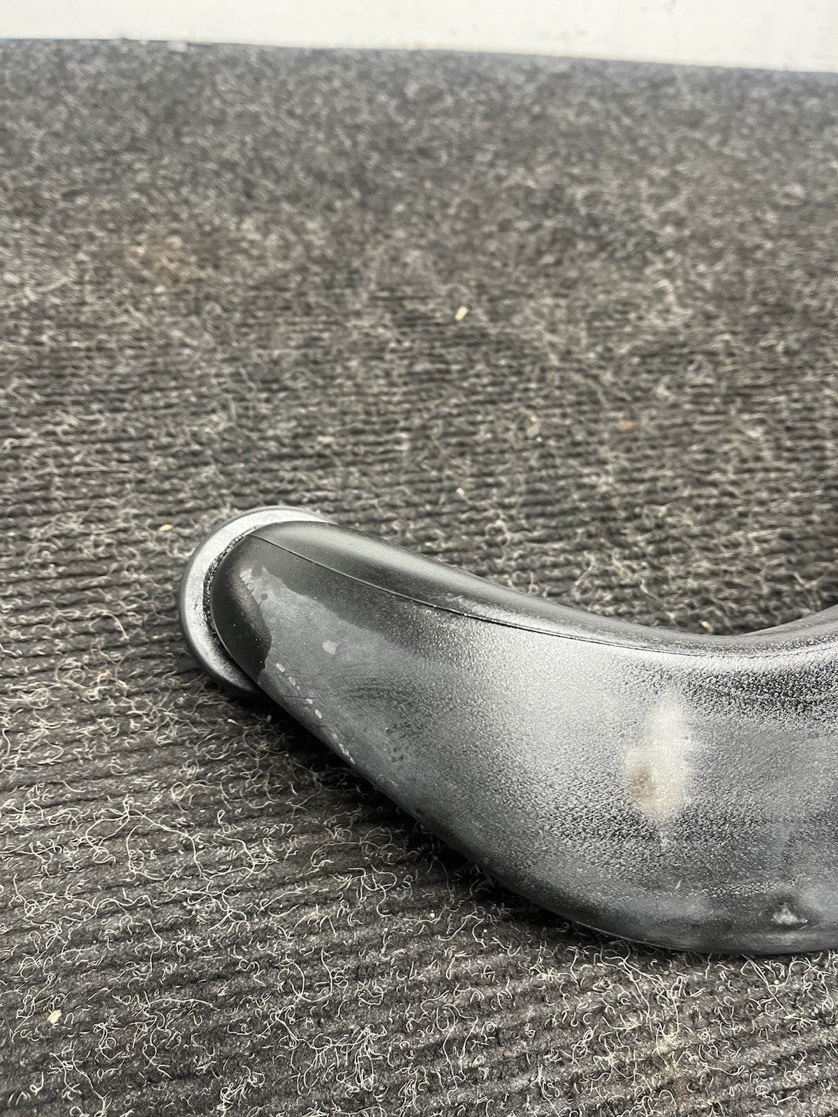 ☑️ 07-10 BMW E82 E88 E92 E93 E90 135 335 Rear Engine Air Duct Inlet 7556550