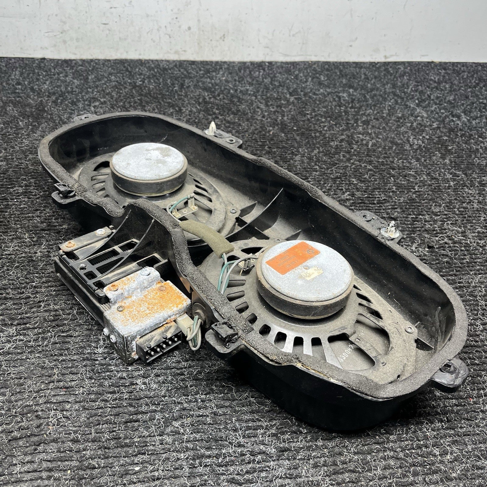 ☑️00-06 BMW M3 330 328 325 Rear Deck Subwoofer Speaker Harman Kardon 8374826 OEM