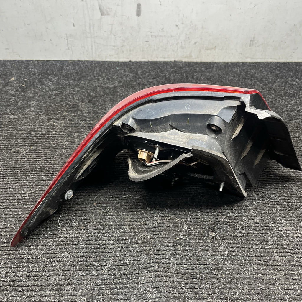 ☑️ 2008-2014 Subaru Impreza WRX STI OEM Sedan Tail Light Right Passenger Lamp