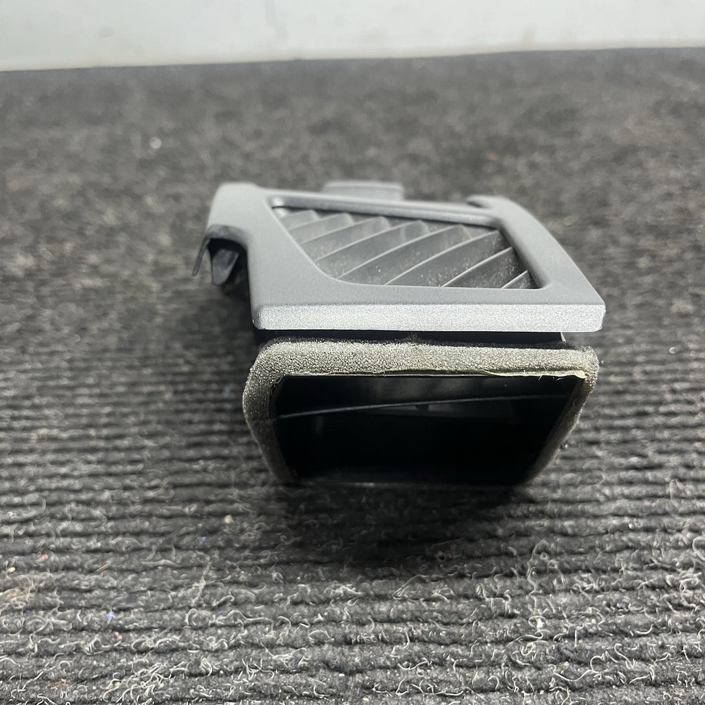☑️ 2008-2013 BMW 128i E82 E88 Front Right Side Dash AC A/C Air Vent 7059188 OEM