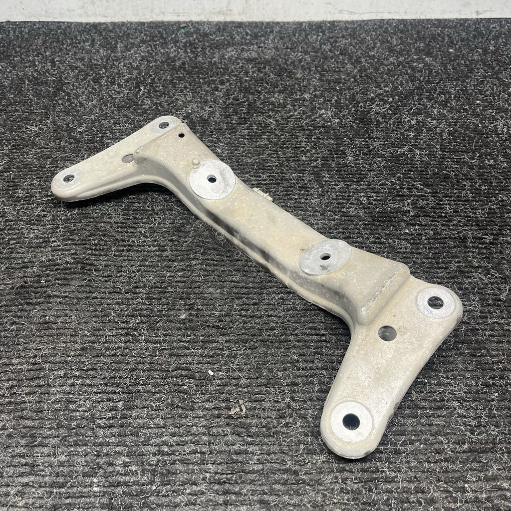☑️ 06-13 BMW E92 335i Automatic Transmission Mount Bracket Support OEM