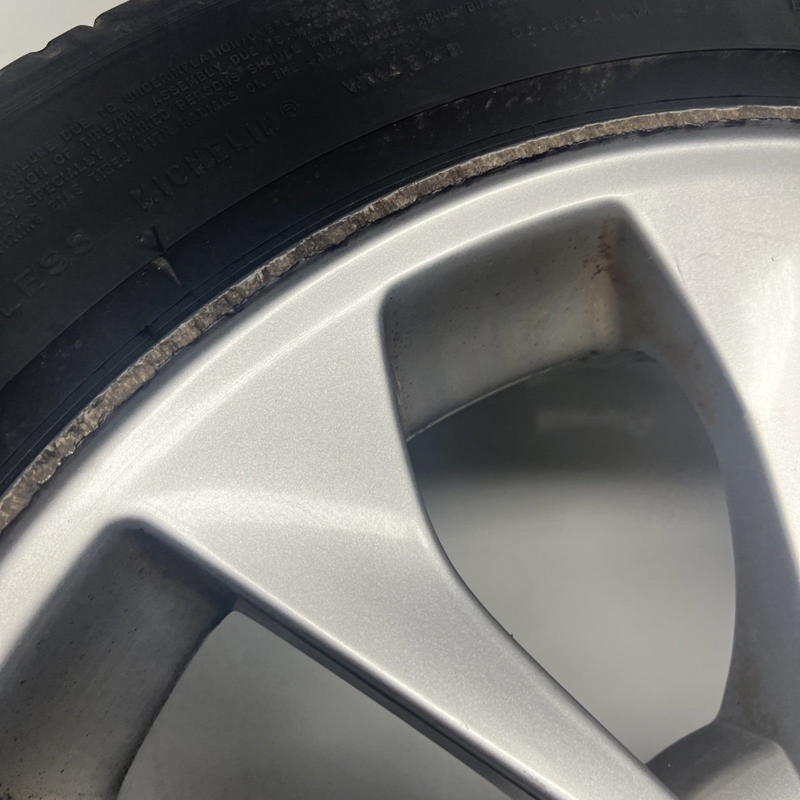 ☑️ Bmw E46 330 328 325 Oem Rim Factory Wheel 17" X 7" 10 Spoke Scuffs 6757042