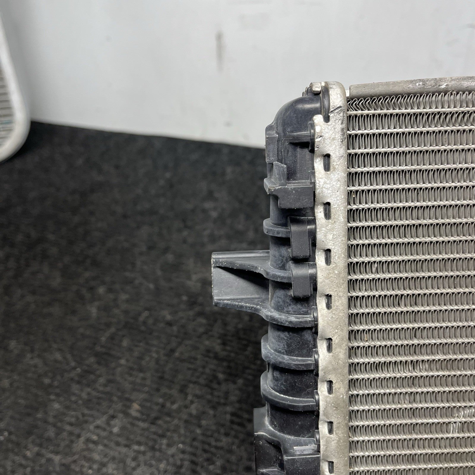 ☑️ OEM 2011-2015 AUDI Q7 3.0L FRONT LEFT RIGHT AUX AUXILIARY SECONDARY RADIATOR
