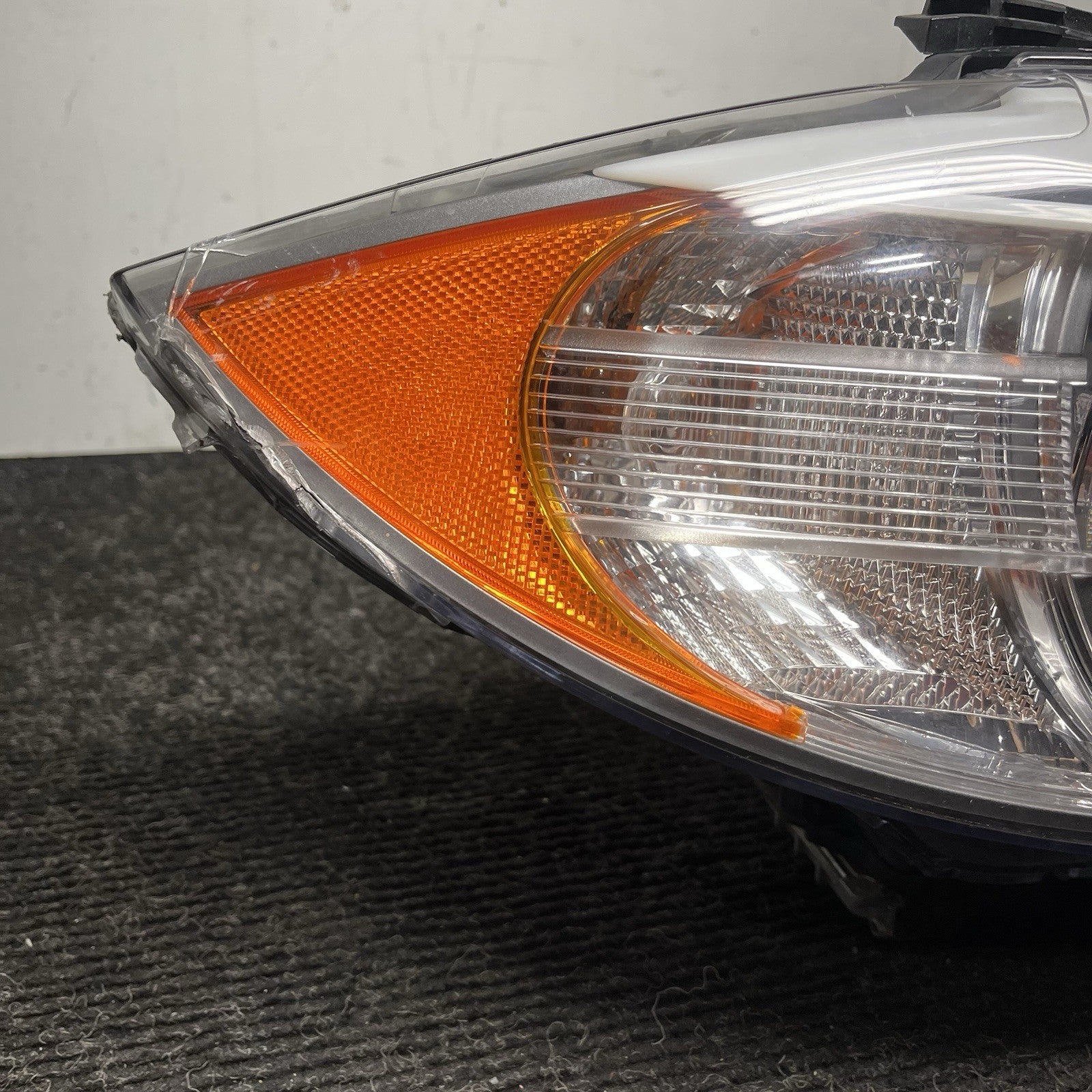 ☑️ 2011-2013 BMW 135I LCI E82 E88 RIGHT PASSENGER HID XENON HEADLIGHT OEM *NOTE*