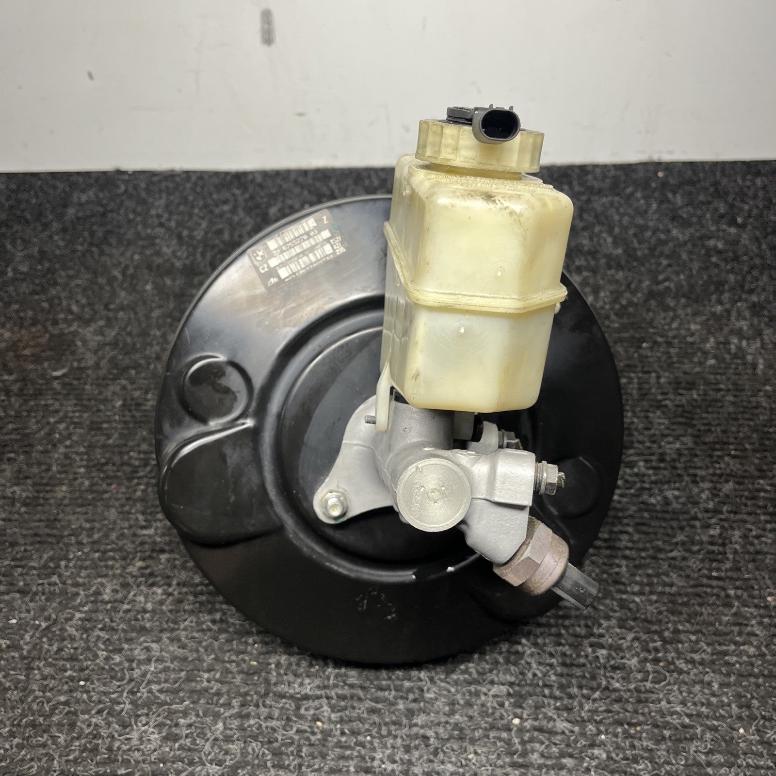 ☑️ 01-06 BMW E46 3-SERIES BRAKE MASTER CYLINDER BOOSTER FLUID RESERVOIR OEM
