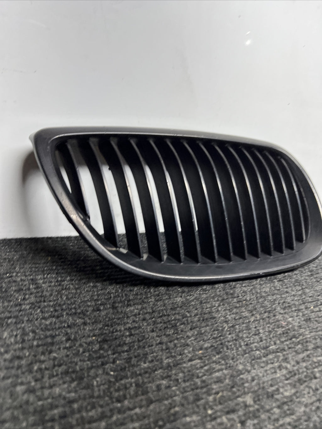 Front Hood Grille Right Passenger Side For BMW OEM# 51137157278 E92 E93 Chrome