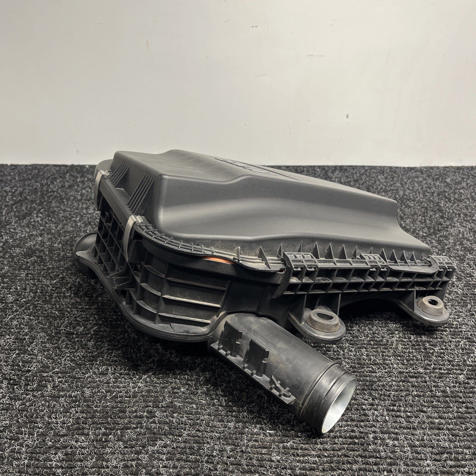 ☑️ 07-13 OEM BMW E82 E88 E90 E92 E93 335 N54 AirBox Air Box Filter Housing