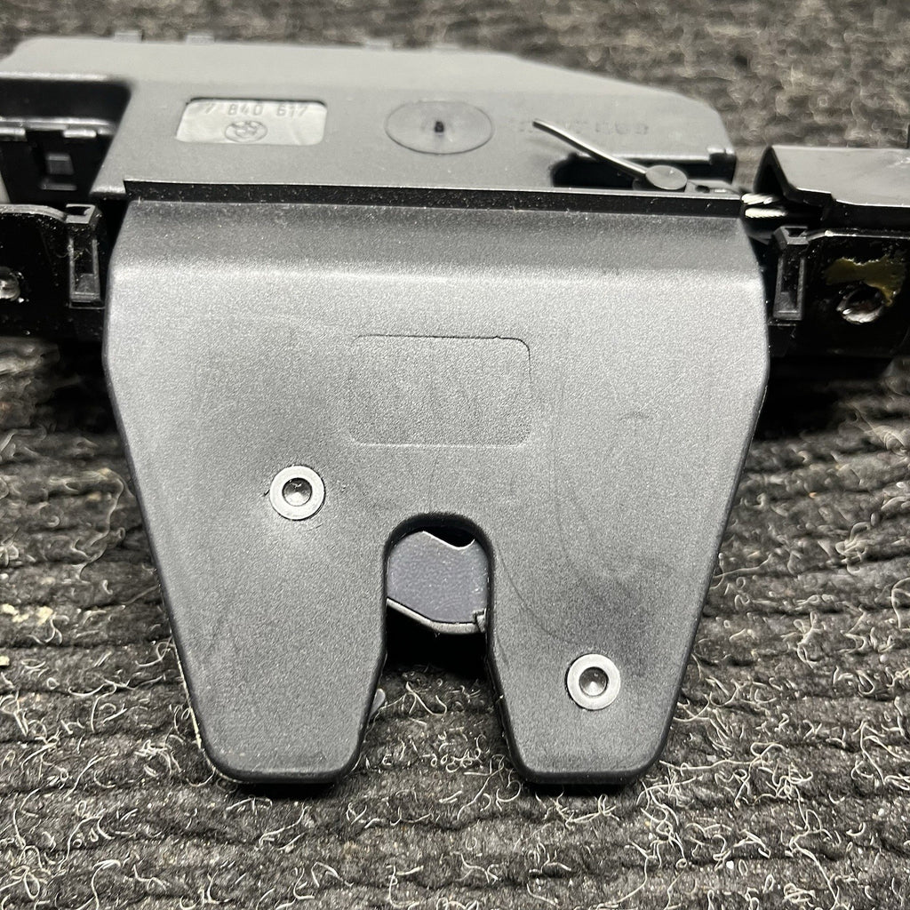 ☑️06-13 BMW M3 335i 330i E90 E92 E93 E60 TRUNK LID LOCK MICRO SWITCH 7840617 OEM