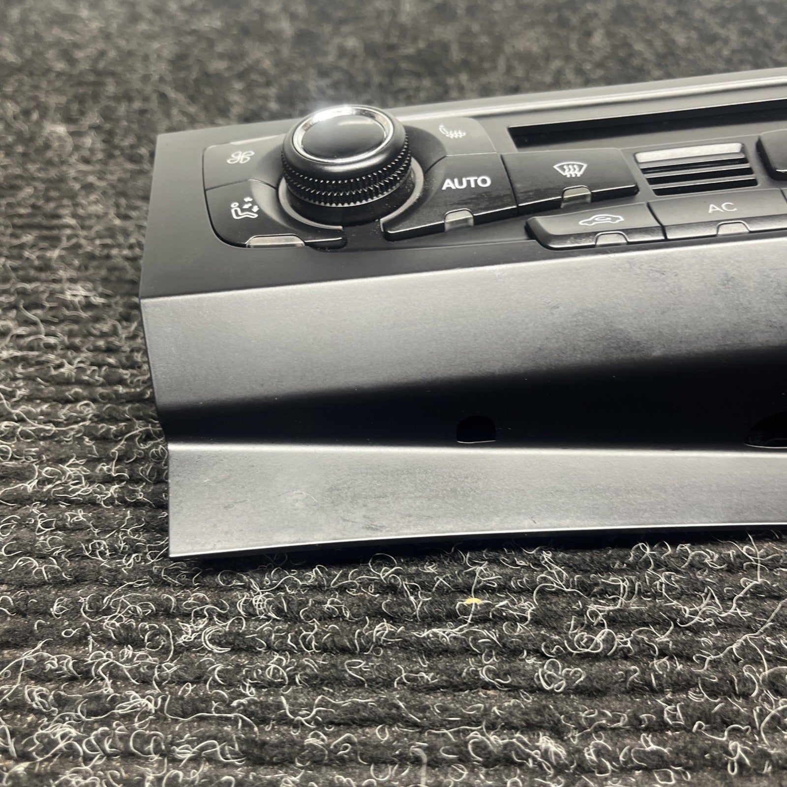 ☑️ 2009 2010 2011 2012 Audi A4 AC Heater Climate Control OEM 8T1820043AQ