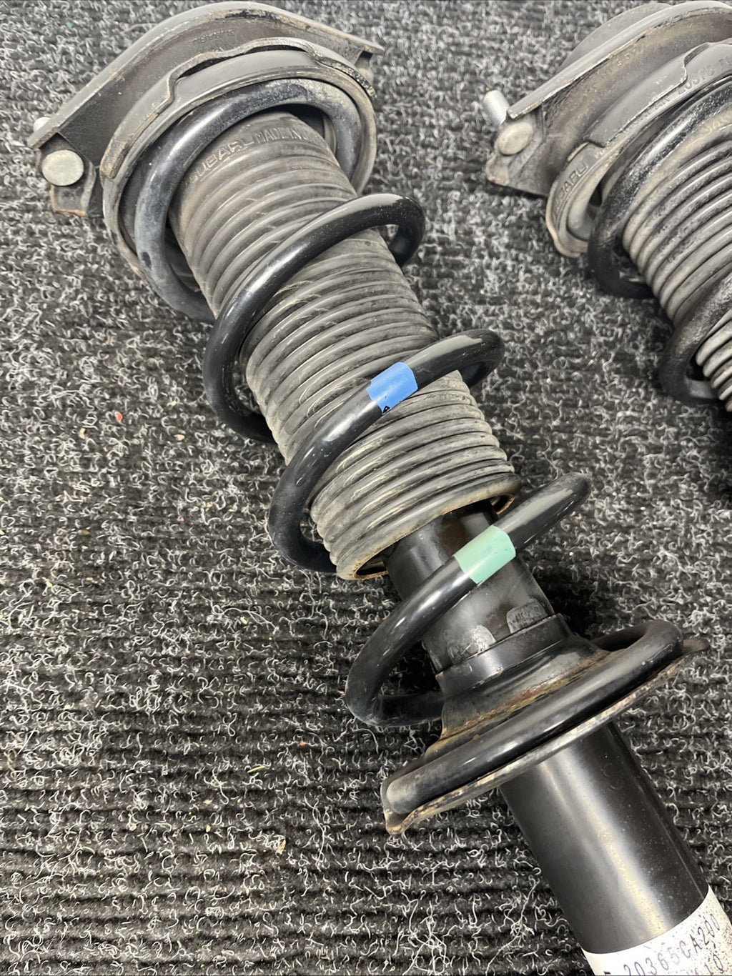 ☑️ OEM Rear Springs/Struts Suspension Subaru BRZ Toyota 86 Scion FRS