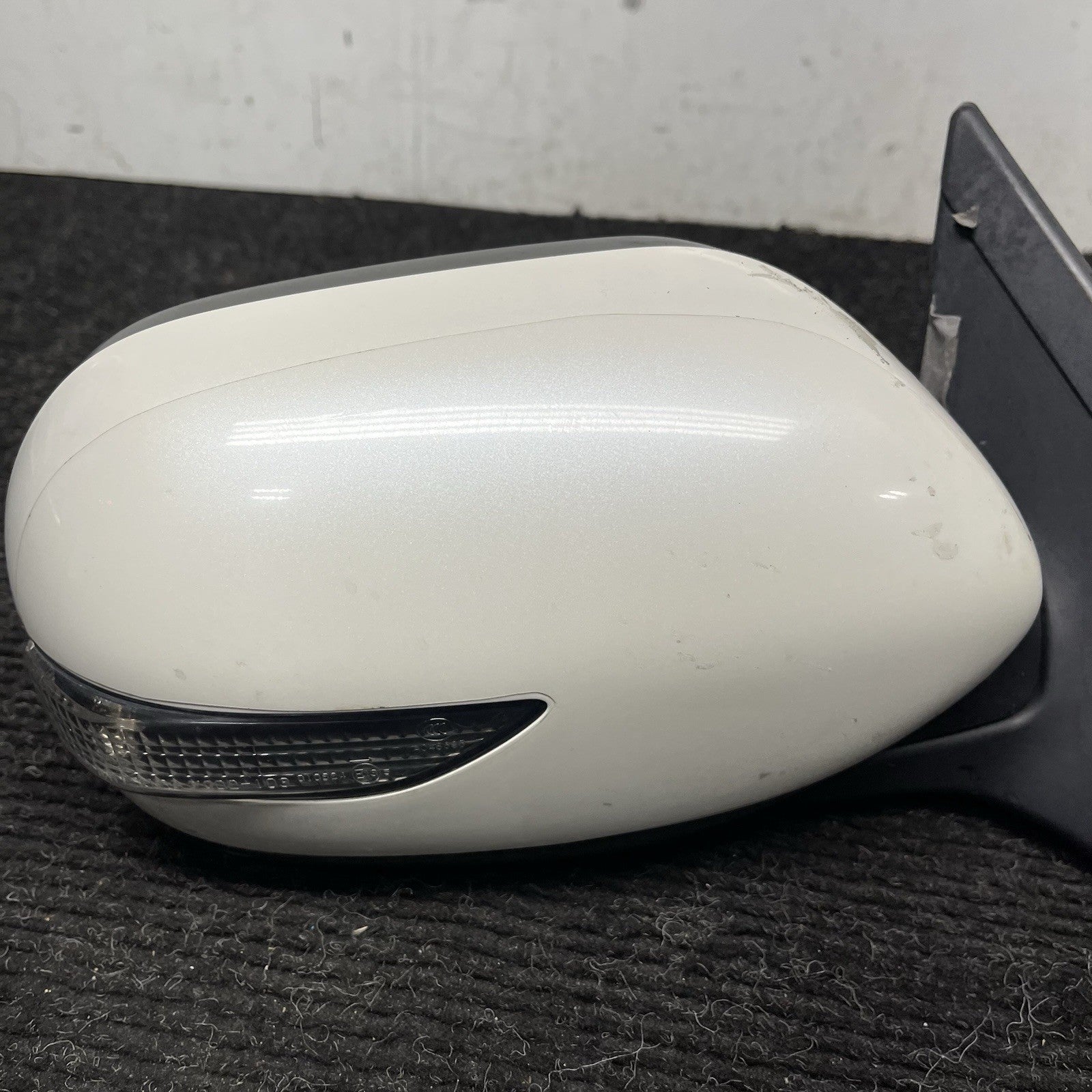 ☑️ 2008-2014 Subaru WRX STI RH Right Passenger Door Mirror DGM White OEM