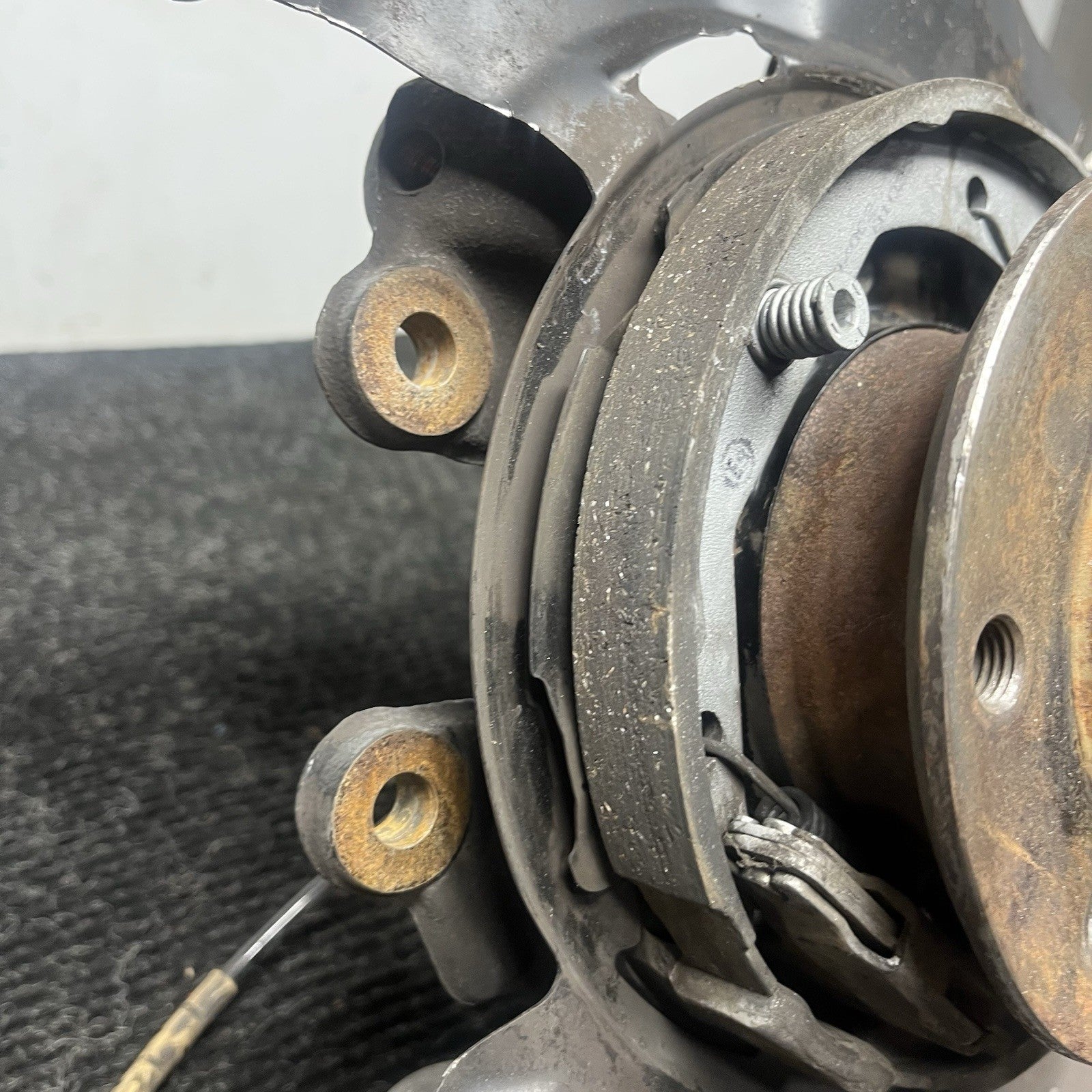 ☑️ 2008-2011 BMW E92 E93 E90 M3 REAR LEFT SPINDLE KNUCKLE WHEEL HUB BEARING