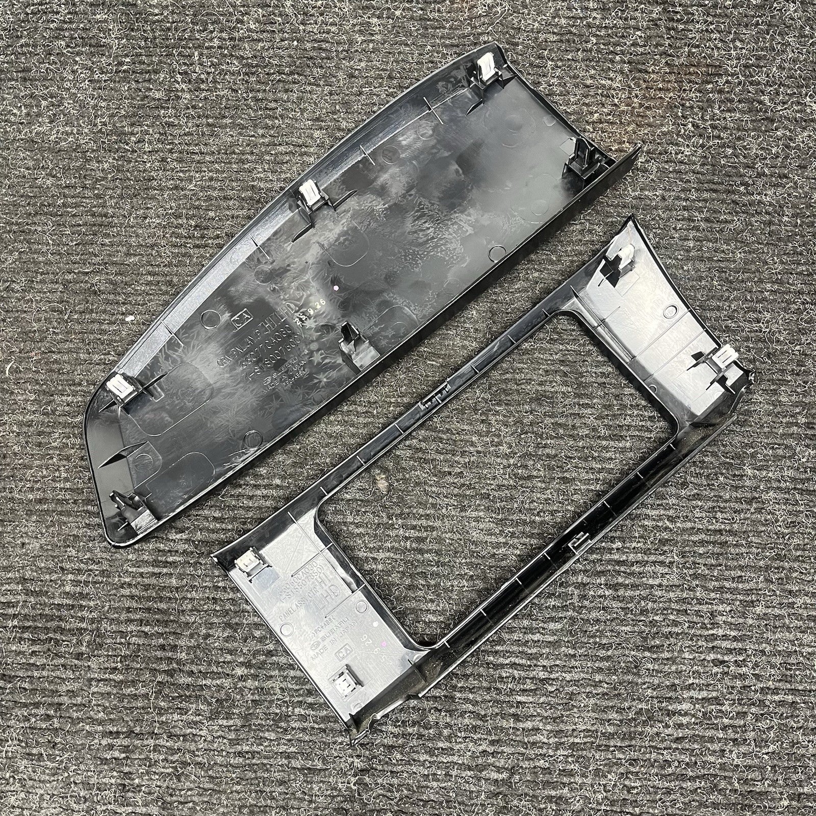 ☑️ 2013-2015 Subaru BRZ Scion FRS Radio Surround & Dash Trim OEM
