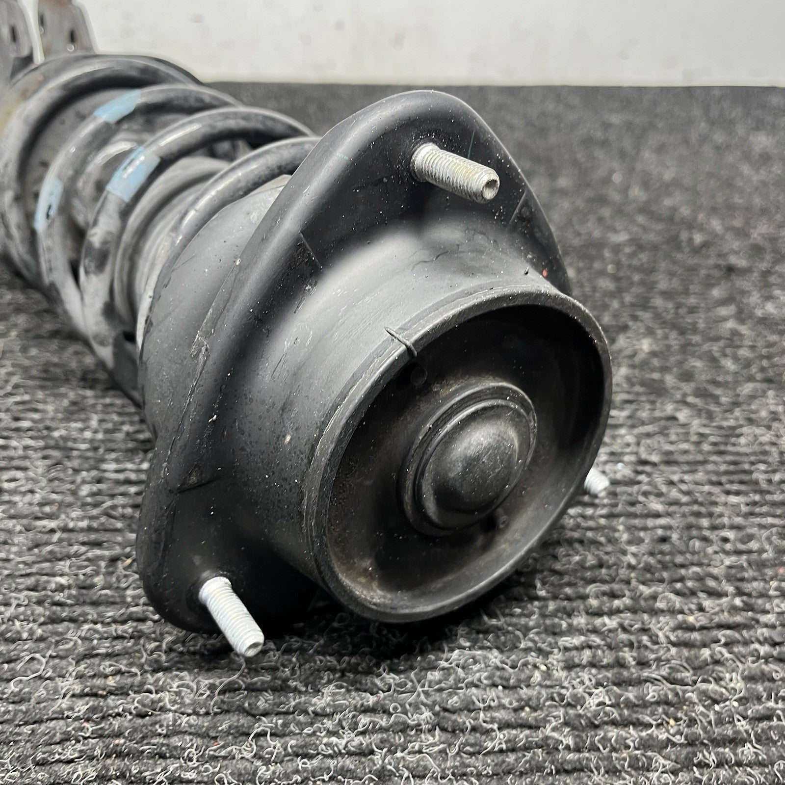☑️ 2017 - 2020 TOYOTA 86 FRONT LEFT SIDE SHOCK ABSORBER STRUT & COIL SPRING OEM
