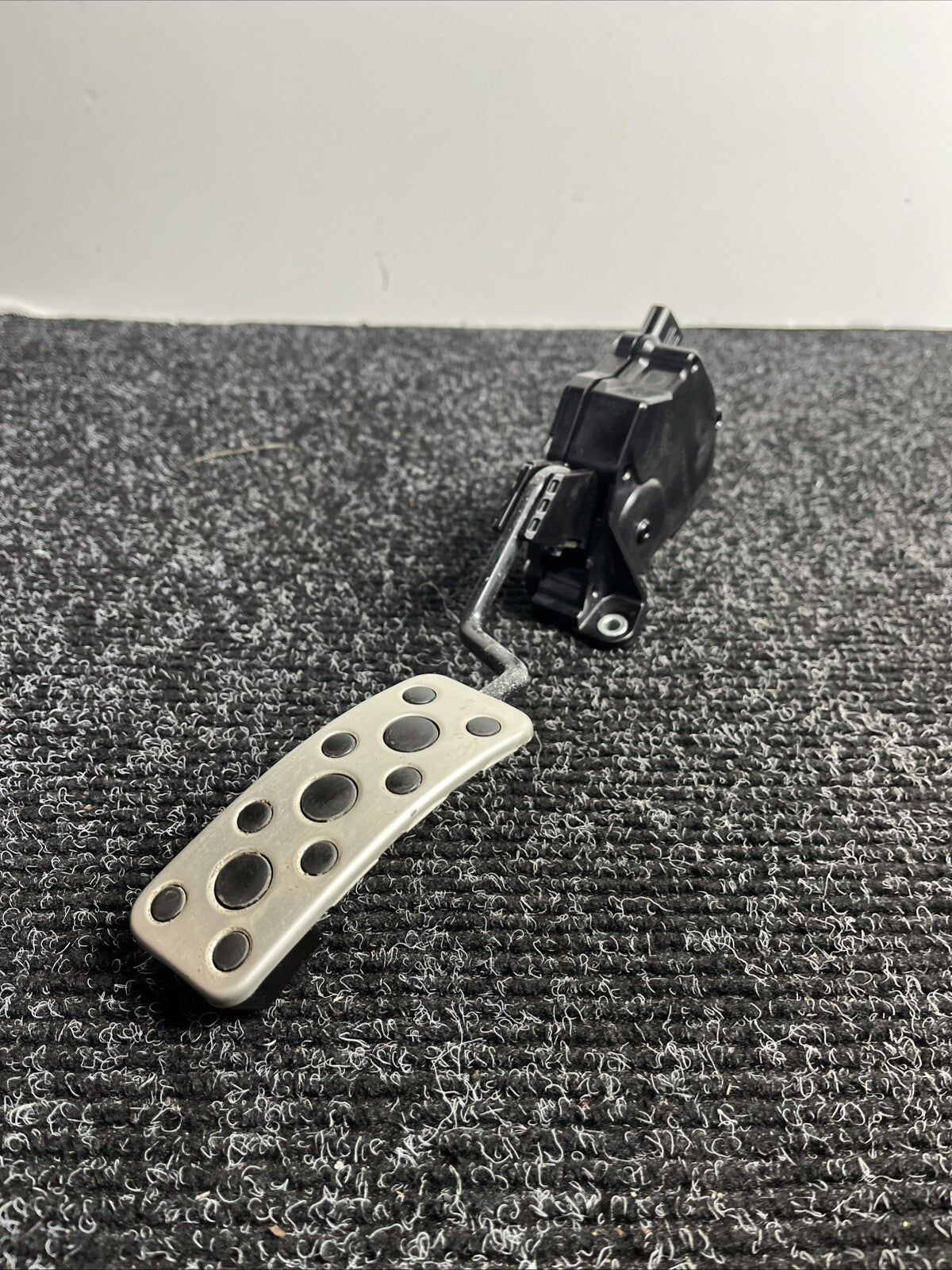 ☑️ 22-23 TOYOTA GR86 GAS PEDAL THROTTLE ACCELERATOR 36010CA111 OEM