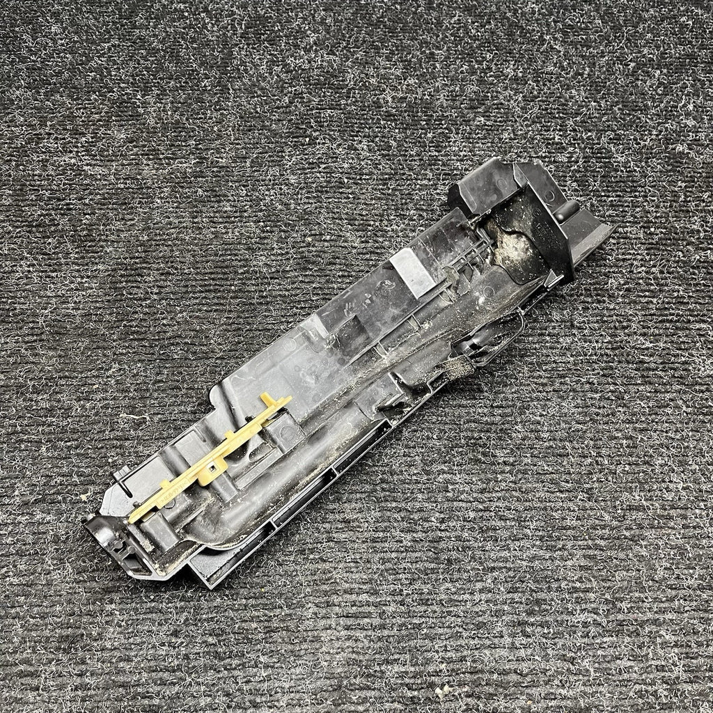 ☑️ 06-11 BMW E90 E92 325i Right Front Radiator Bracket Mount Carrier 7524914 OEM