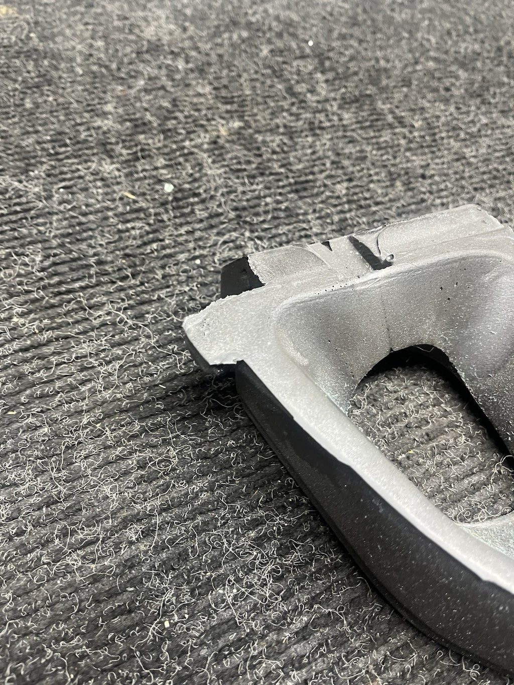 ☑️ 07-13 OEM BMW E90 E92 E93 335 M3 N54 N55 S65 MT Shifter Insert Foam Cover