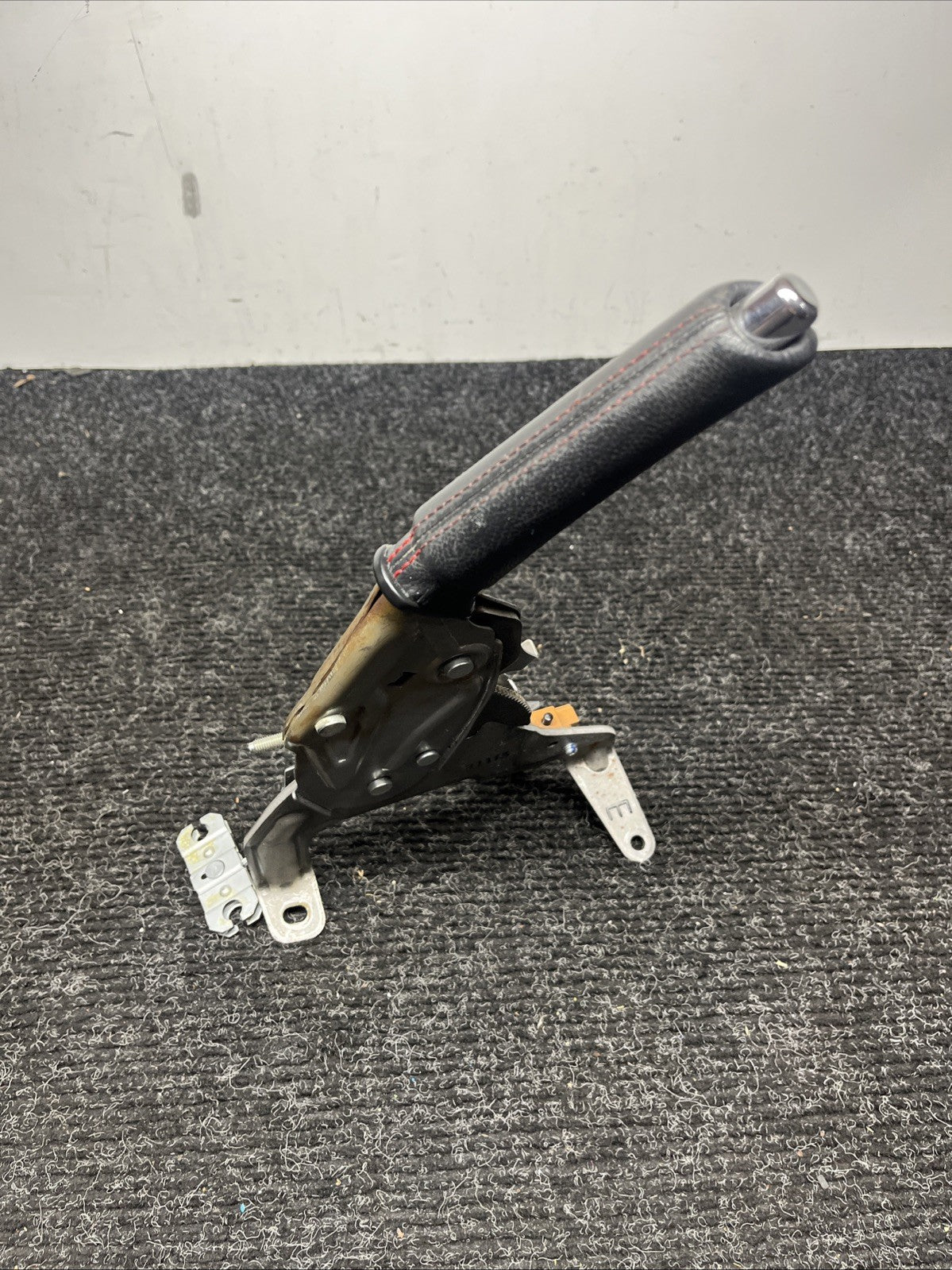 ☑️ 2013-2017 SUBARU BRZ FRS A86 GT86 FA20 2.0L OEM LEATHER E-BRAKE HANDLE ASSY