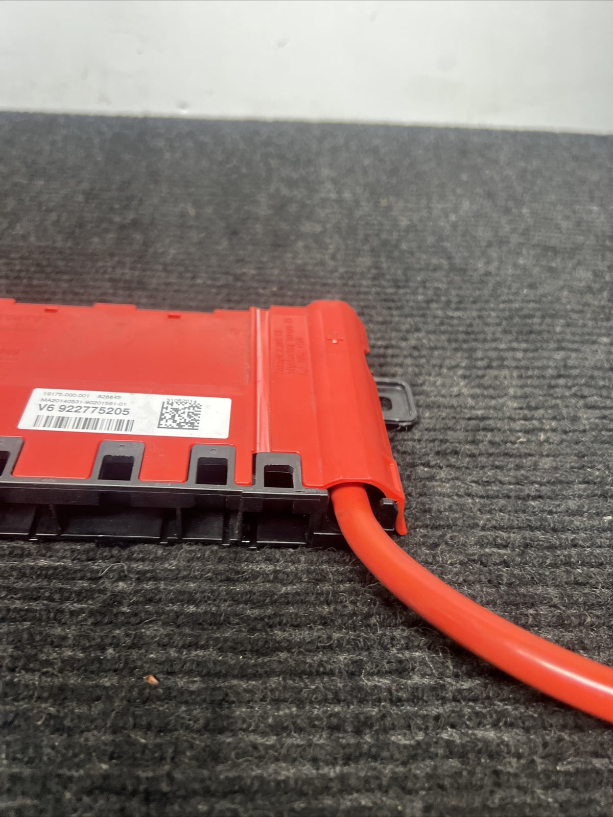 2012 - 2020 Bmw 3 Series 4 Series Positive Battery Power Fuse Box Oem