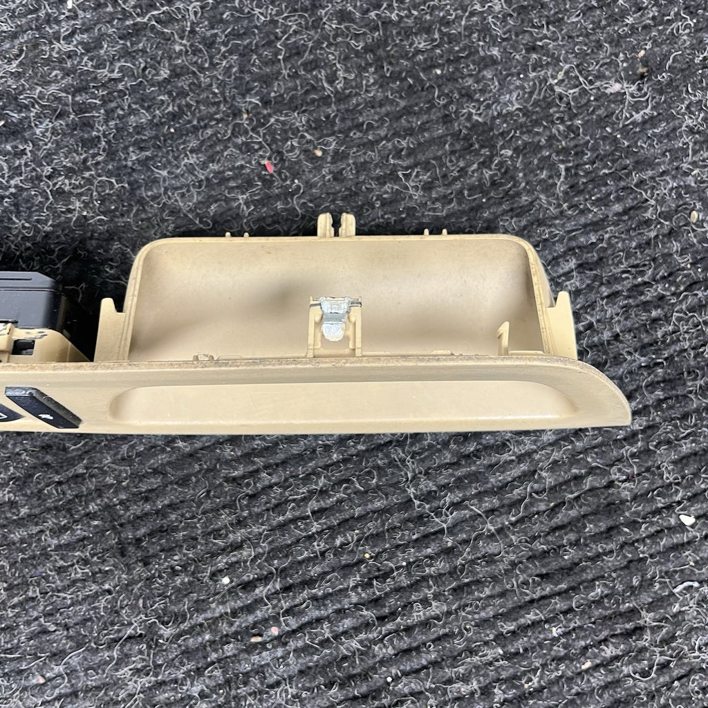 ☑️ 07-13 BMW X5 E70 FRONT LEFT DRIVER SIDE WINDOW SWITCH OEM 7137137
