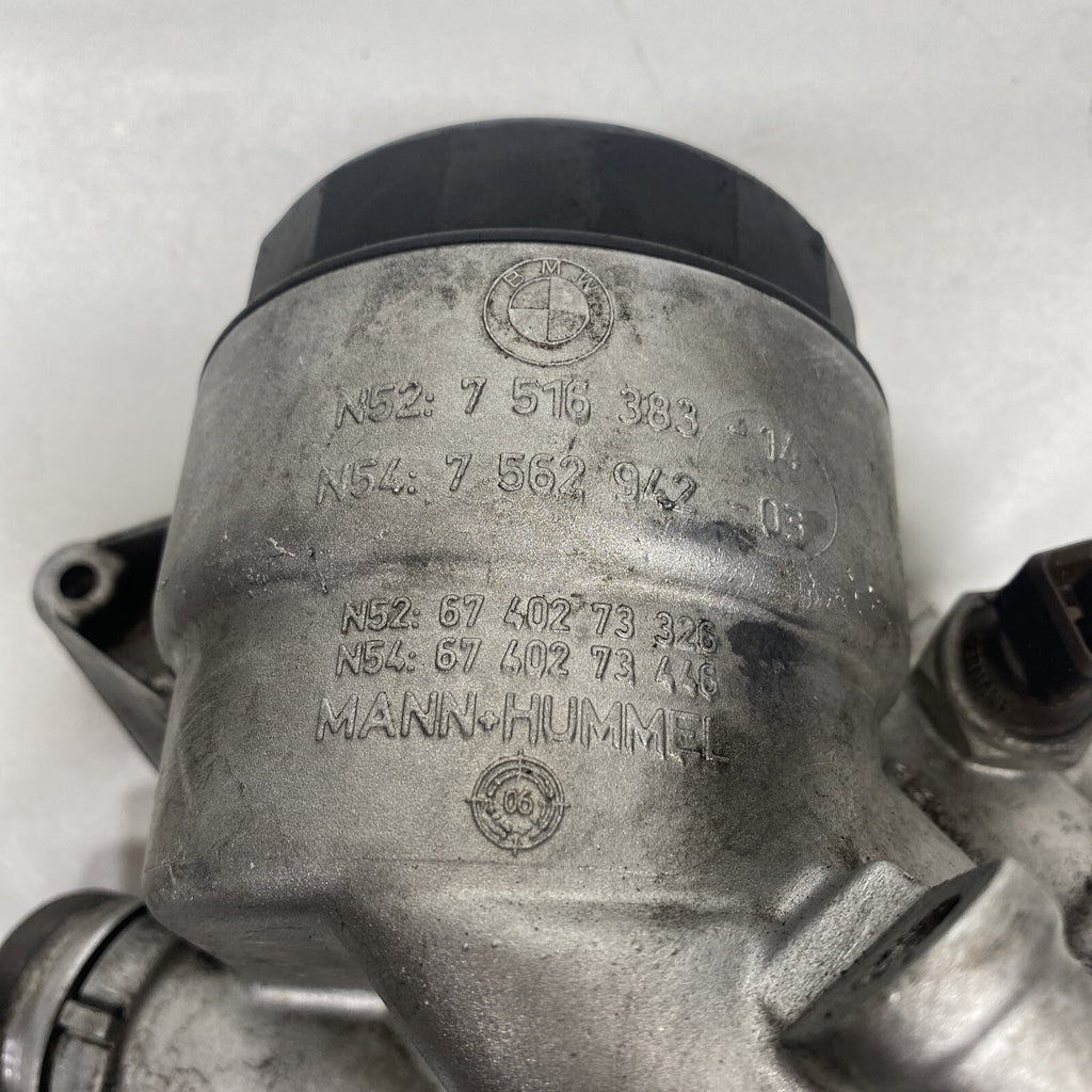 ☑️ 07-13 OEM BMW E82 E90 E92 135 335 N54 N55 Engine Oil Filter Housing COOLER