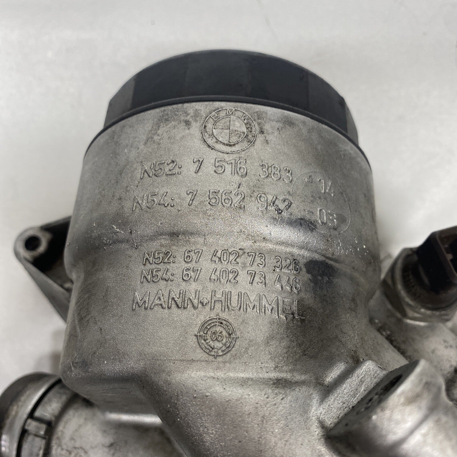 ☑️ 07-13 OEM BMW E82 E90 E92 135 335 N54 N55 Engine Oil Filter Housing COOLER