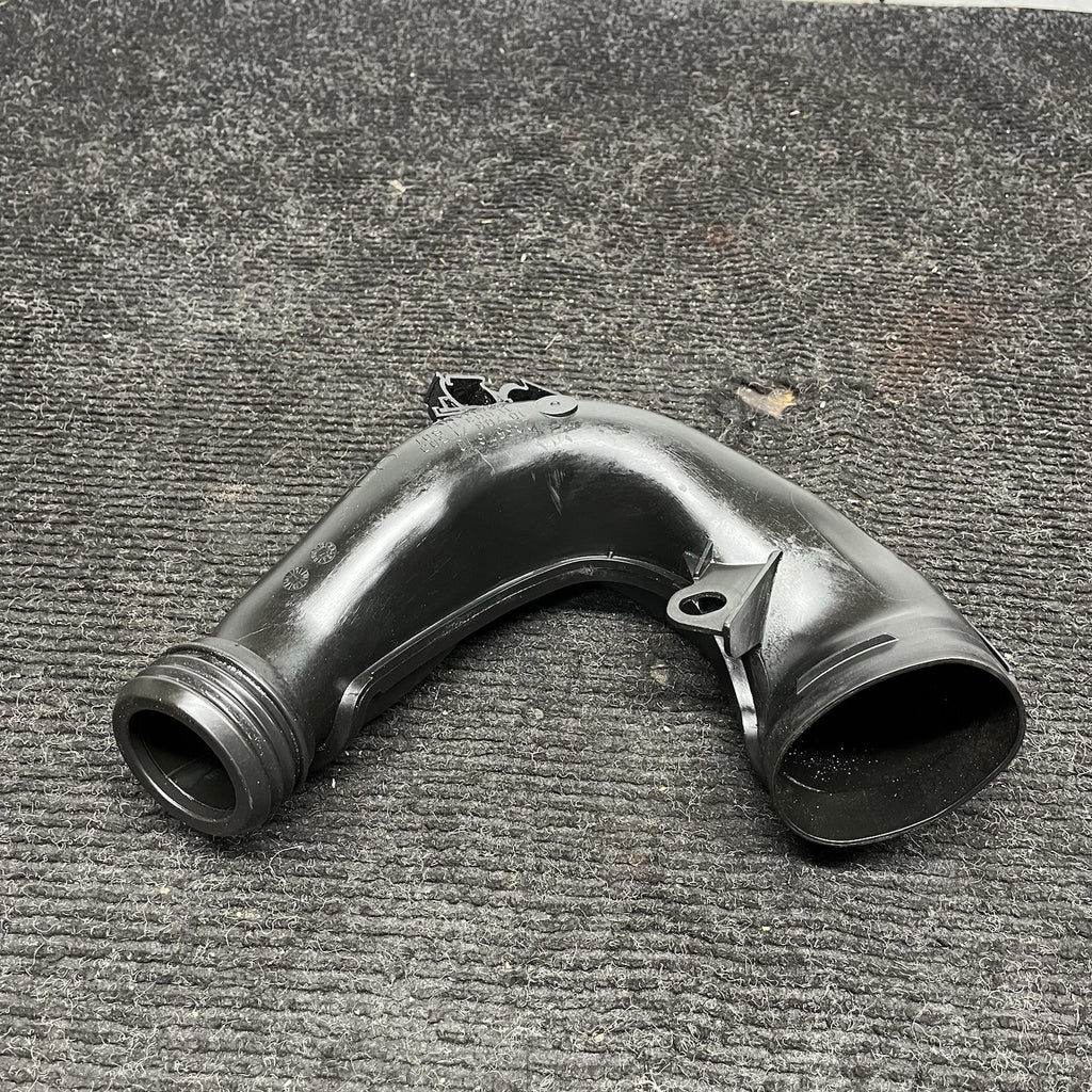 ☑️ 11-13 BMW E70 X5 N55 ENGINE LOWER AIR INTAKE TUBE HOSE PIPE DUCT OEM