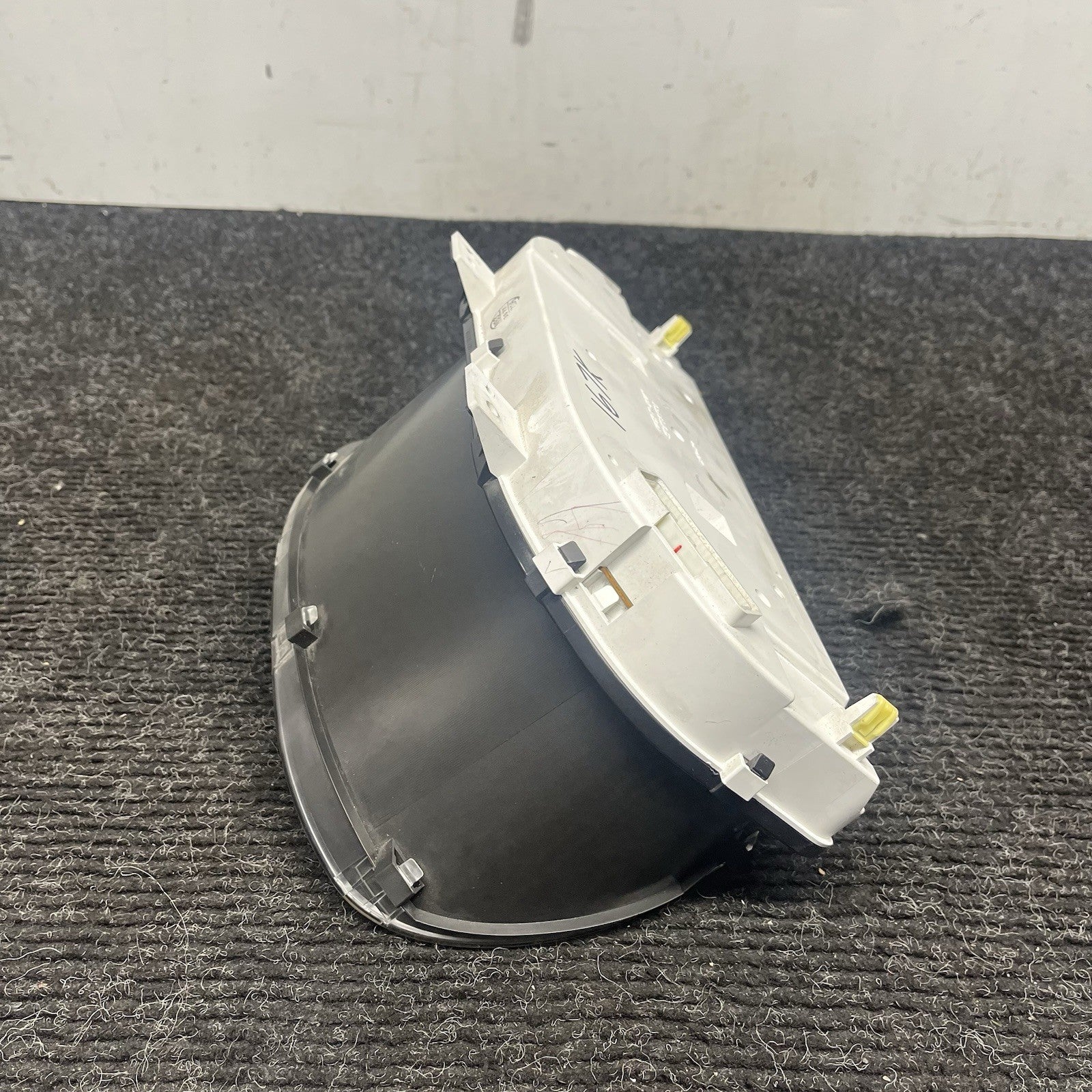 ☑️ 2008 Subaru Impreza Speedometer Instrument Cluster OEM 0401341136739 167k