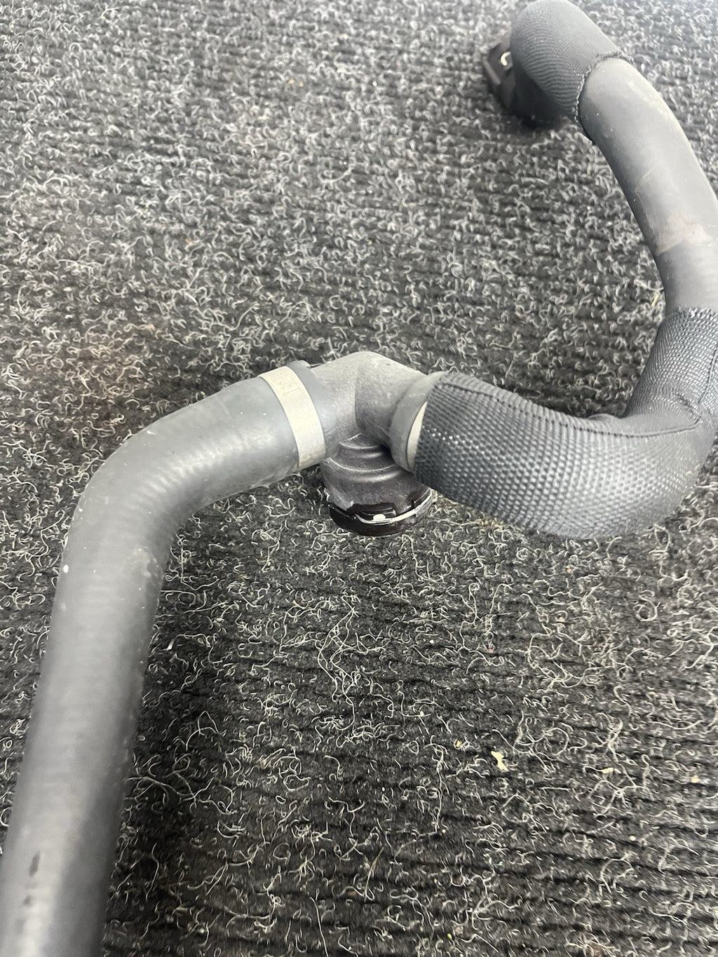 ☑️OEM BMW E88 E92 E93 N54 AWD MT Thermostat Hose Heater Coolant Return Pipe Line
