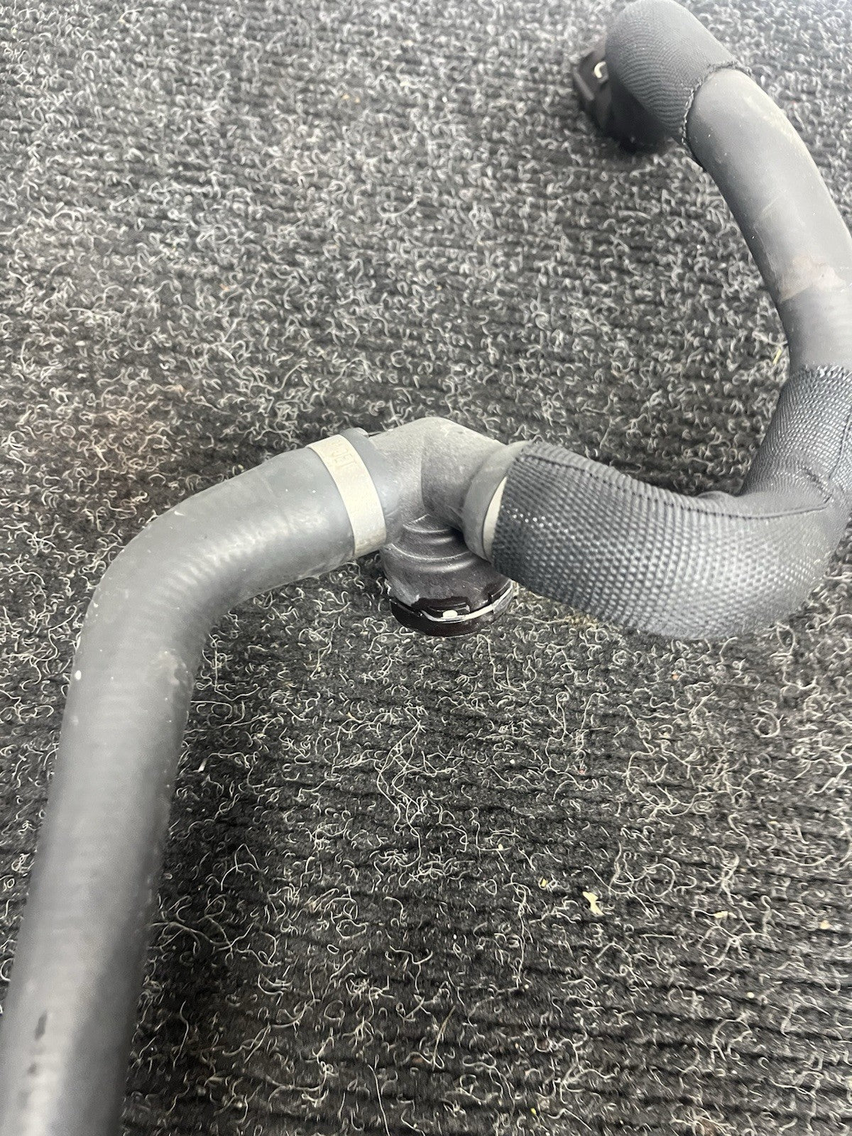 ☑️OEM BMW E88 E92 E93 N54 AWD MT Thermostat Hose Heater Coolant Return Pipe Line