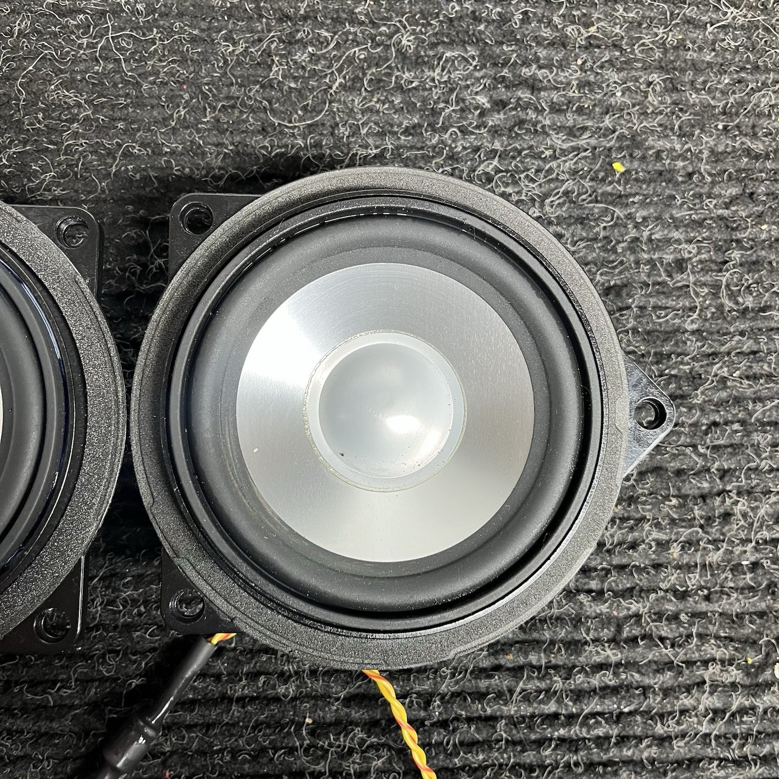 ☑️ OEM BMW E88 135 Audio Professional Sound Speakers Logic 7 L7 Harman Kardon
