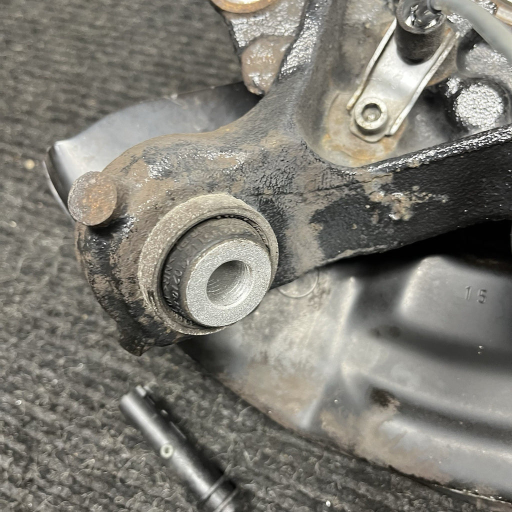 ☑️ 14-21 BMW 228i 230i M235i M240i F22 REAR RIGHT PASSENGER SPINDLE KNUCKLE HUB