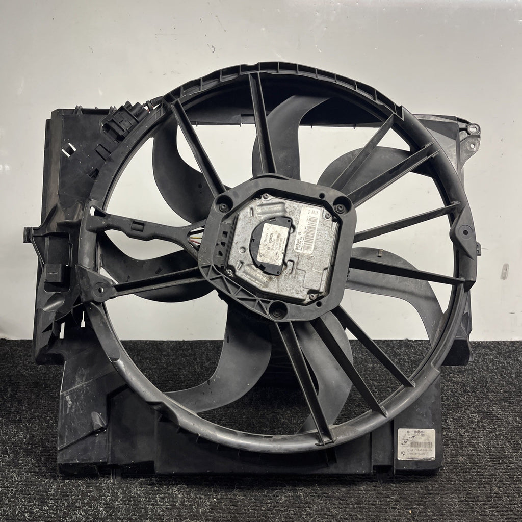 ☑️ 07-13 OEM BMW E88 E90 E92 N54 N55 Engine Radiator Cooling Auxiliary Fan 600W