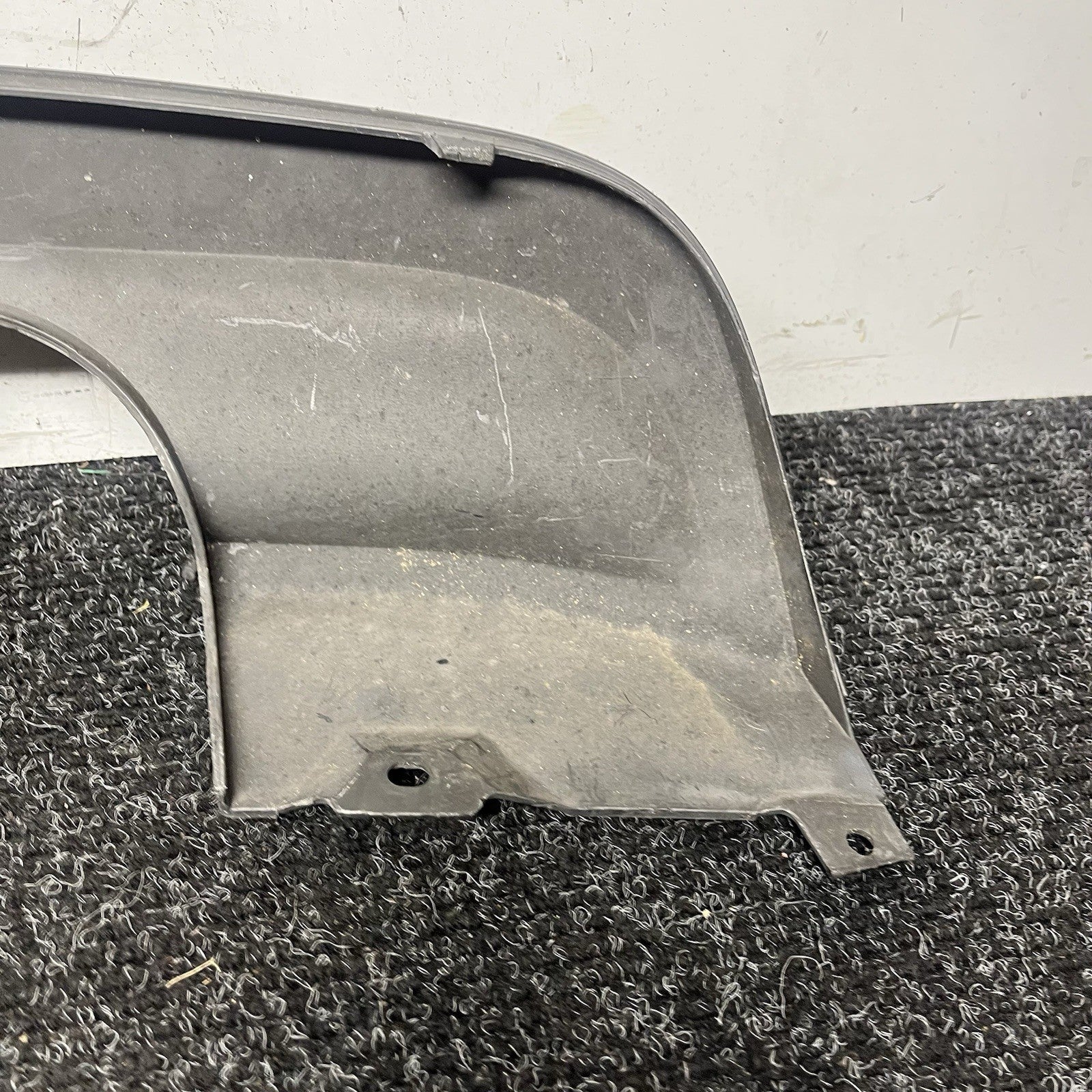 ☑️ 2009-12 BMW E90 E91 M Sport Bumper Insert Rear Dual Exhaust 335i 335d 7892269