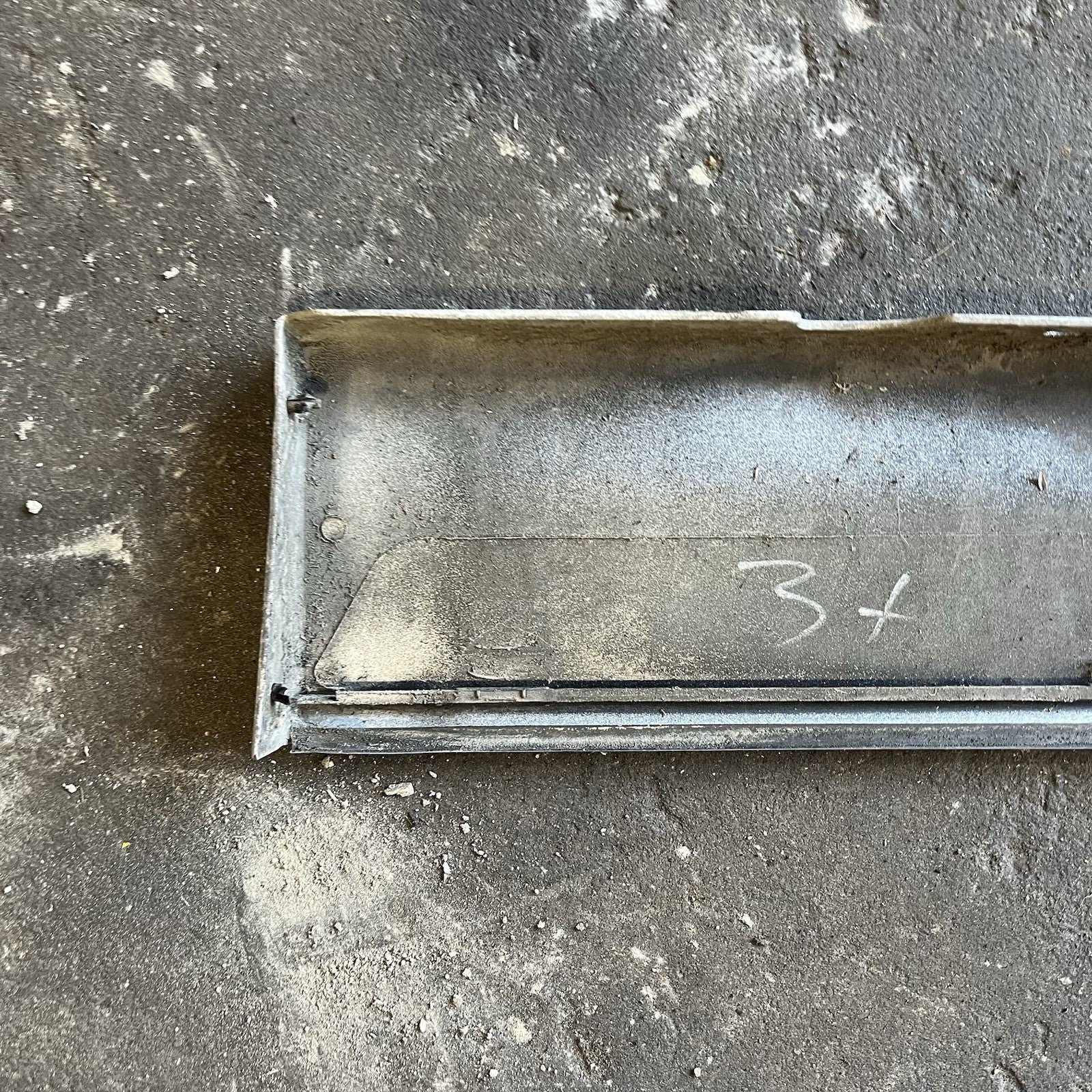 ☑️ 91-99 BMW E36 3 Series M3 Right Passenger Side Skirt Rocker Panel Silver OEM