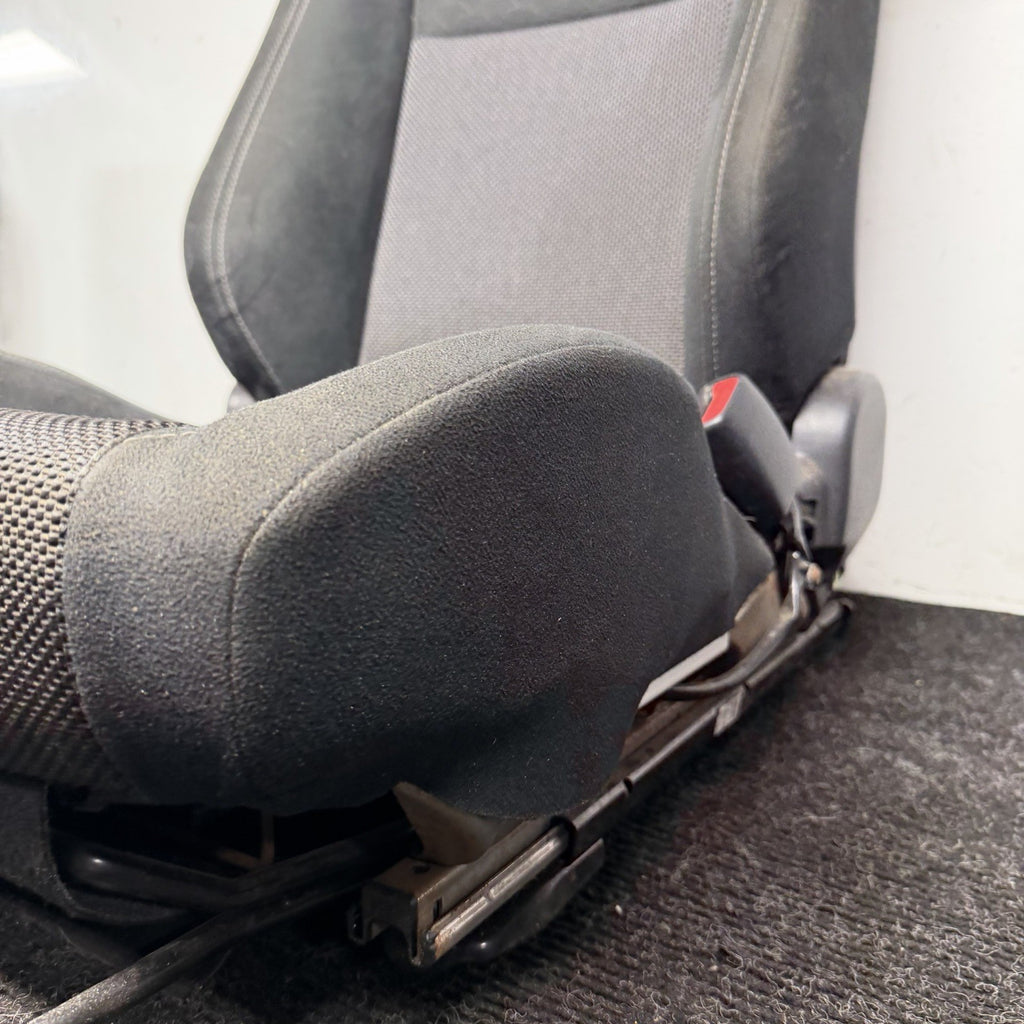 ☑️ 2017-2020 Toyota 86 Front Right Passenger Seat Su003-06563 Black Cloth