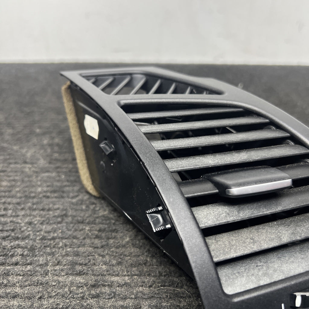 ☑️ 08-13 OEM BMW E82 E88 135 128 Coupe Dash Right Passenger Side Air Vent