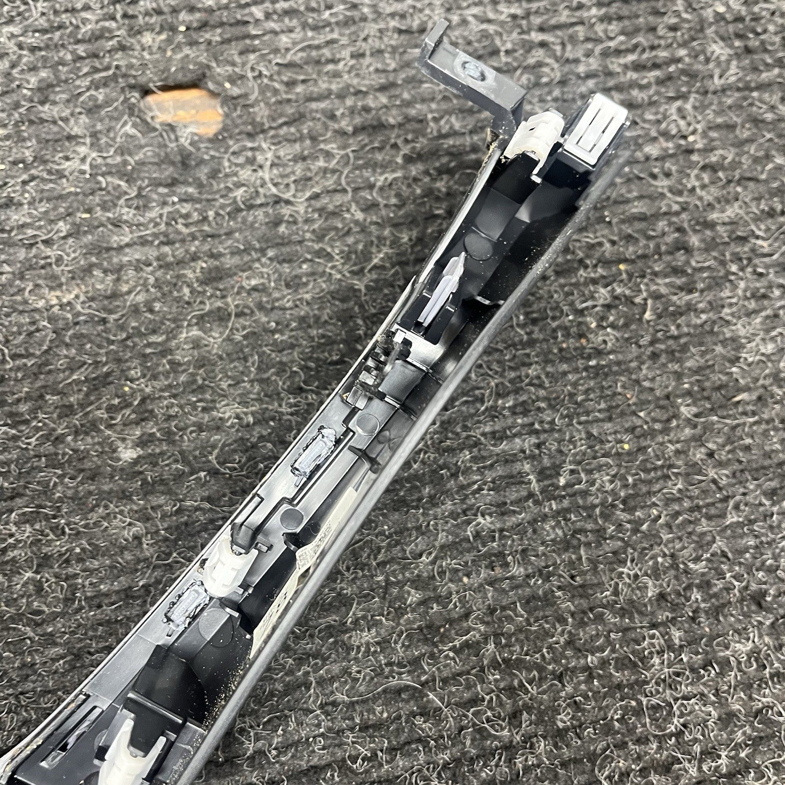 ☑️ 2022-2025 TOYOTA GR86 CENTER CONSOLE GEAR SHIFTER BEZEL TRIM S22009480
