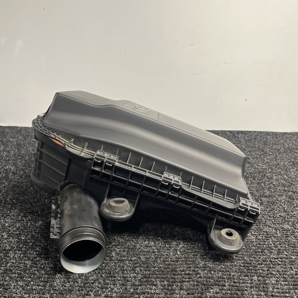 ☑️ 07-13 OEM BMW E82 E88 E90 E92 E93 335 N54 AirBox Air Box Filter Housing