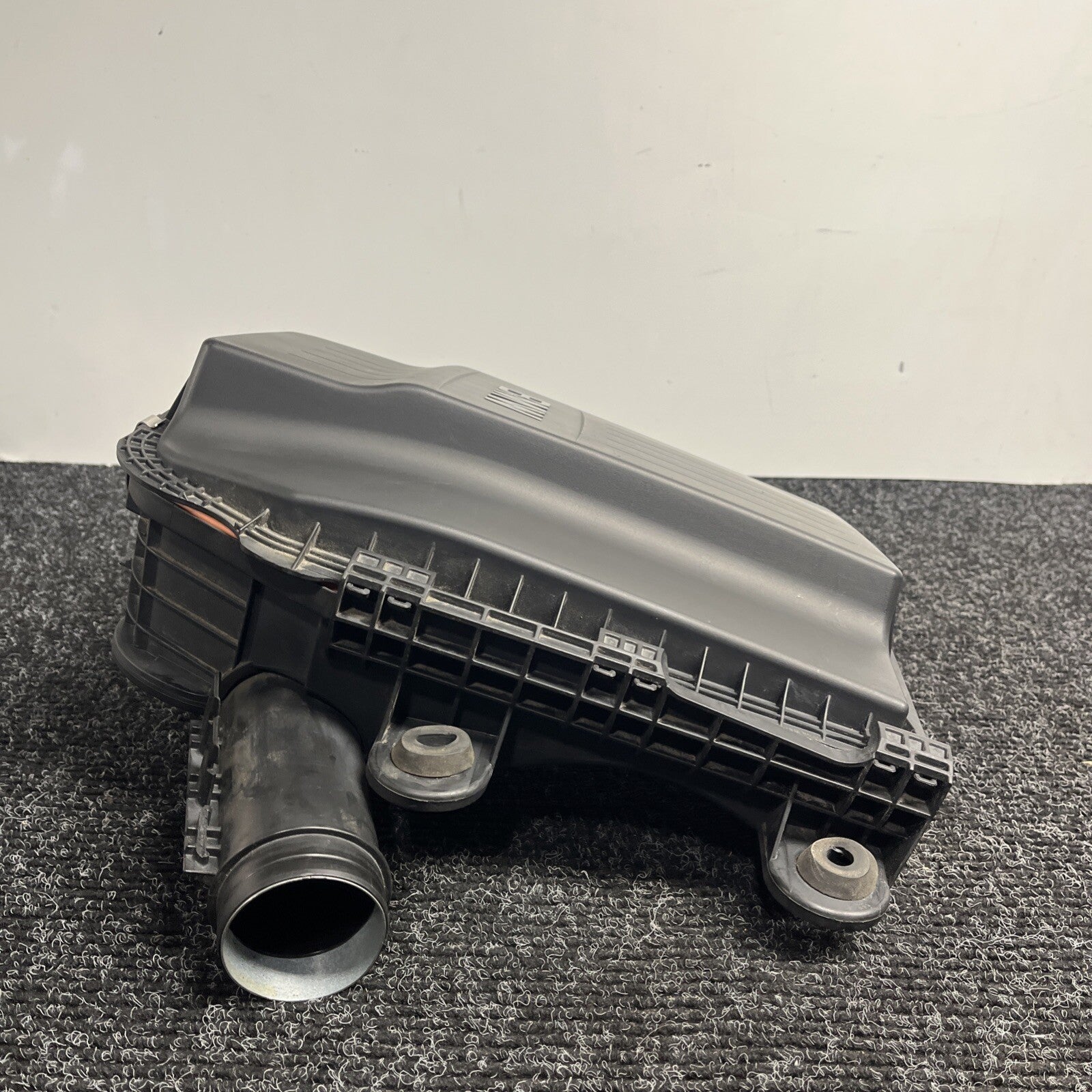 ☑️ 07-13 OEM BMW E82 E88 E90 E92 E93 335 N54 AirBox Air Box Filter Housing