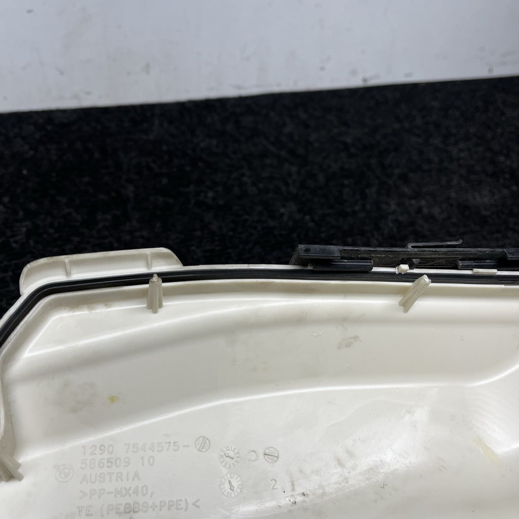 ☑️ 07-13 BMW E90 E92 E93 335i 328i DME ECU Top Cover Housing Piece 7544575 OEM