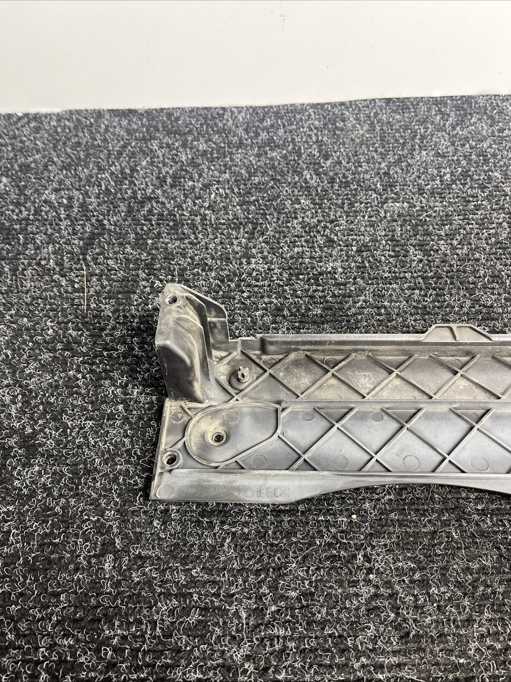 ☑️ 07-18 BMW X5 X6 Front Upper Radiator Carrier Support Bracket Cover Panel Oem