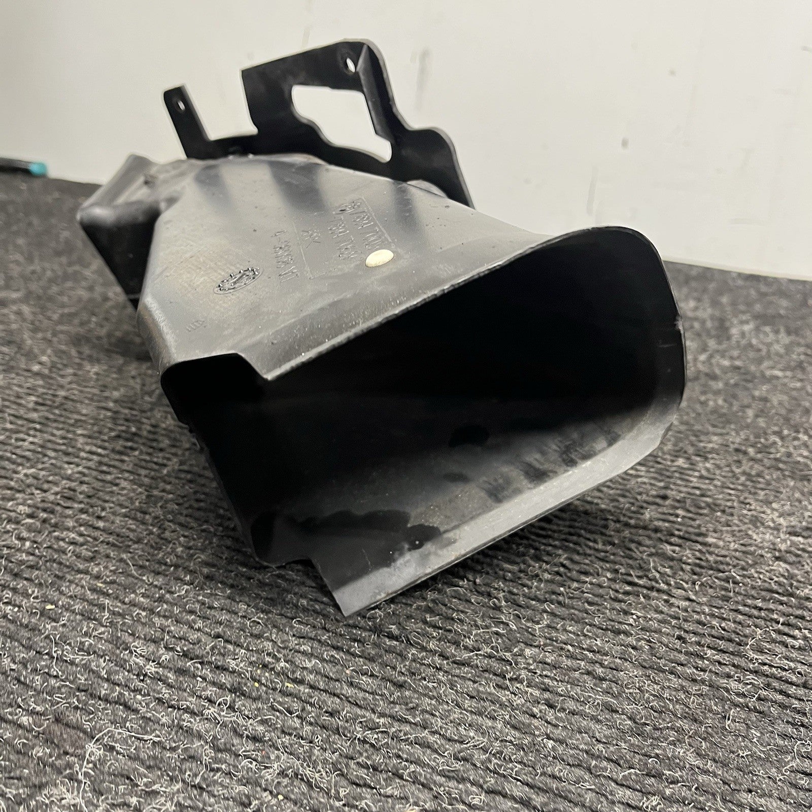 ☑️01-06 OEM BMW E46 325Ci 330Ci Coupe Convertible Right Passenger Air Brake Duct