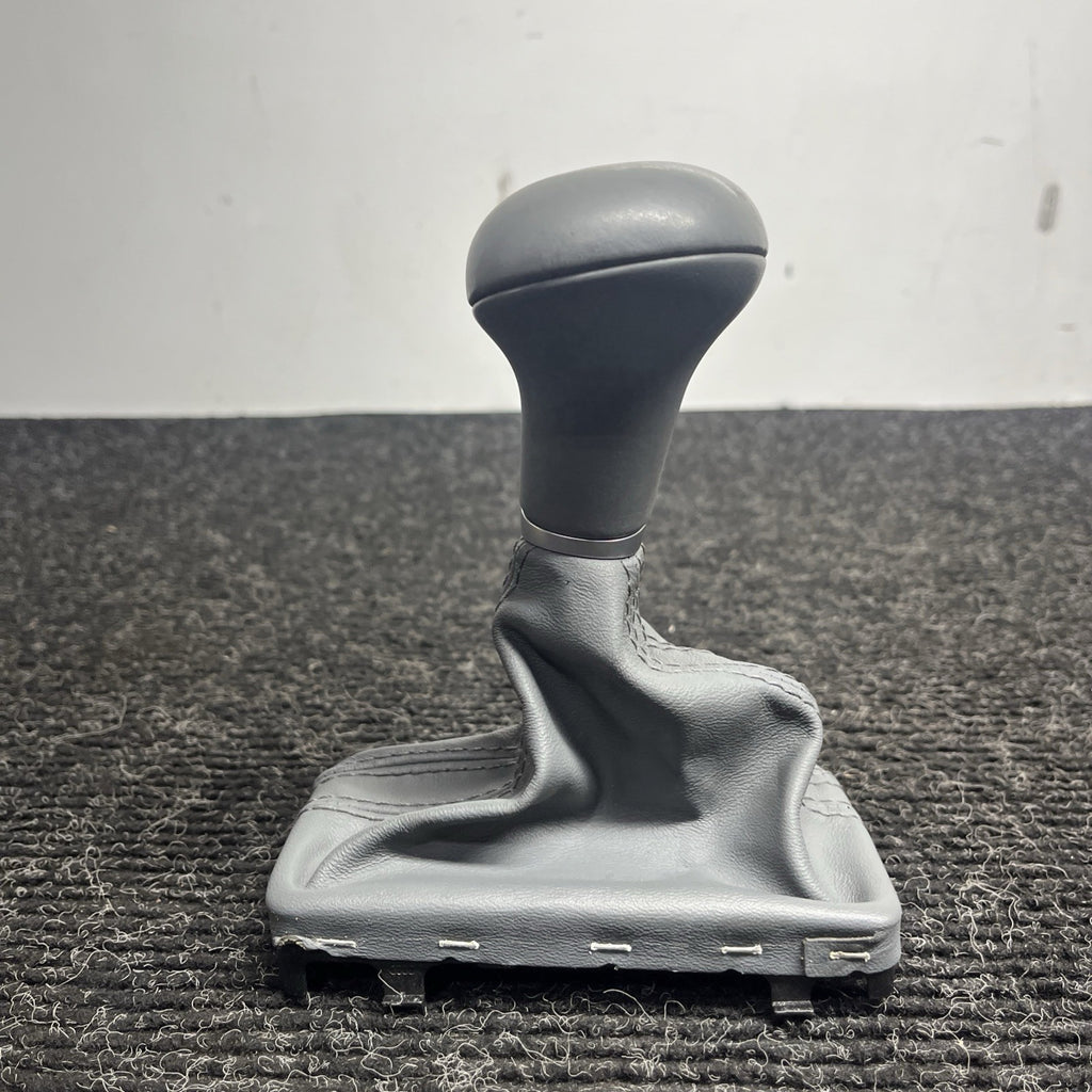 ☑️ Automatic Transmission Gear Shift Shifter Lever Knob GRAY OEM 11-12 Audi A7