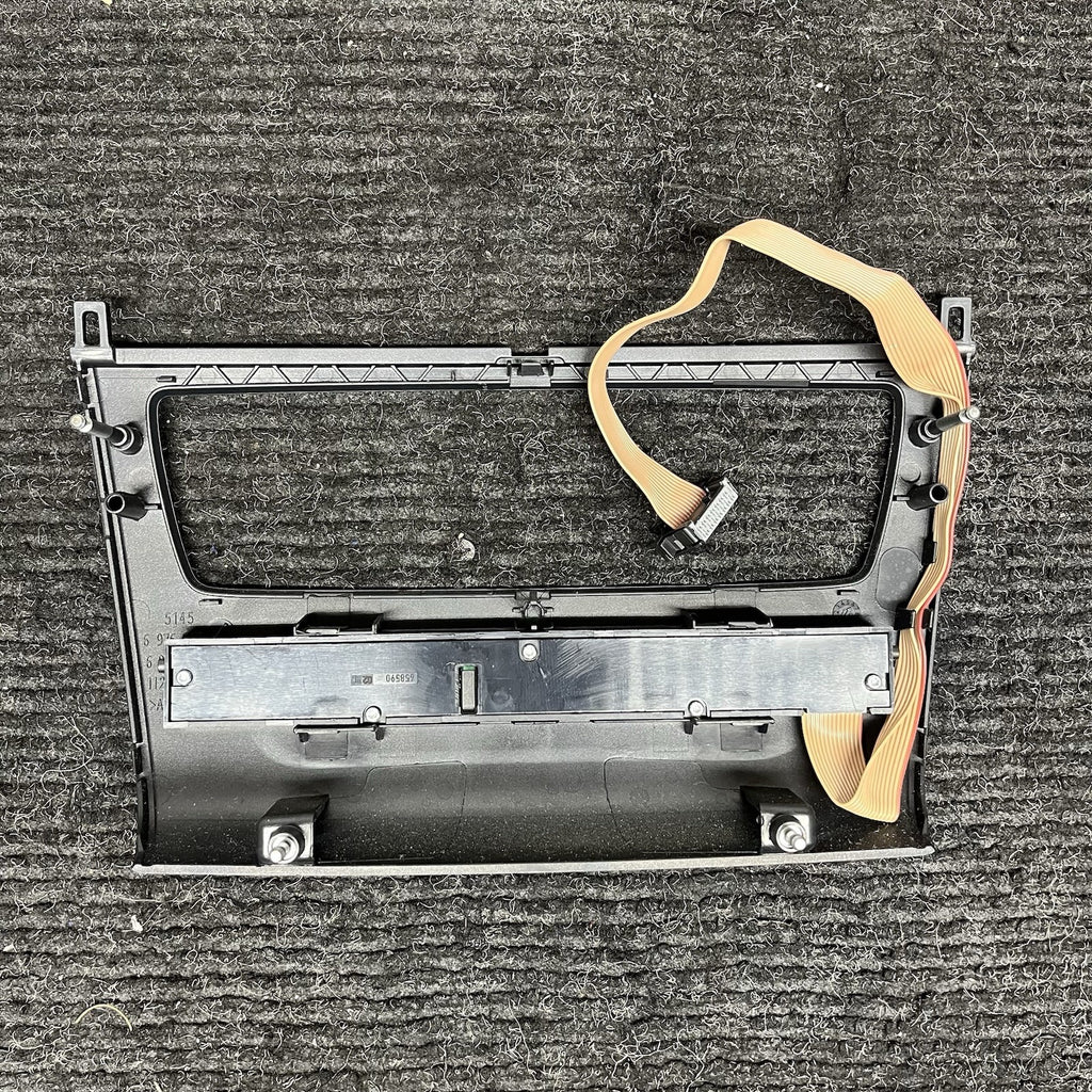 ☑️ 08-13 BMW E88 128 135 Front Center Dashboard Radio Control Switch Cover OEM